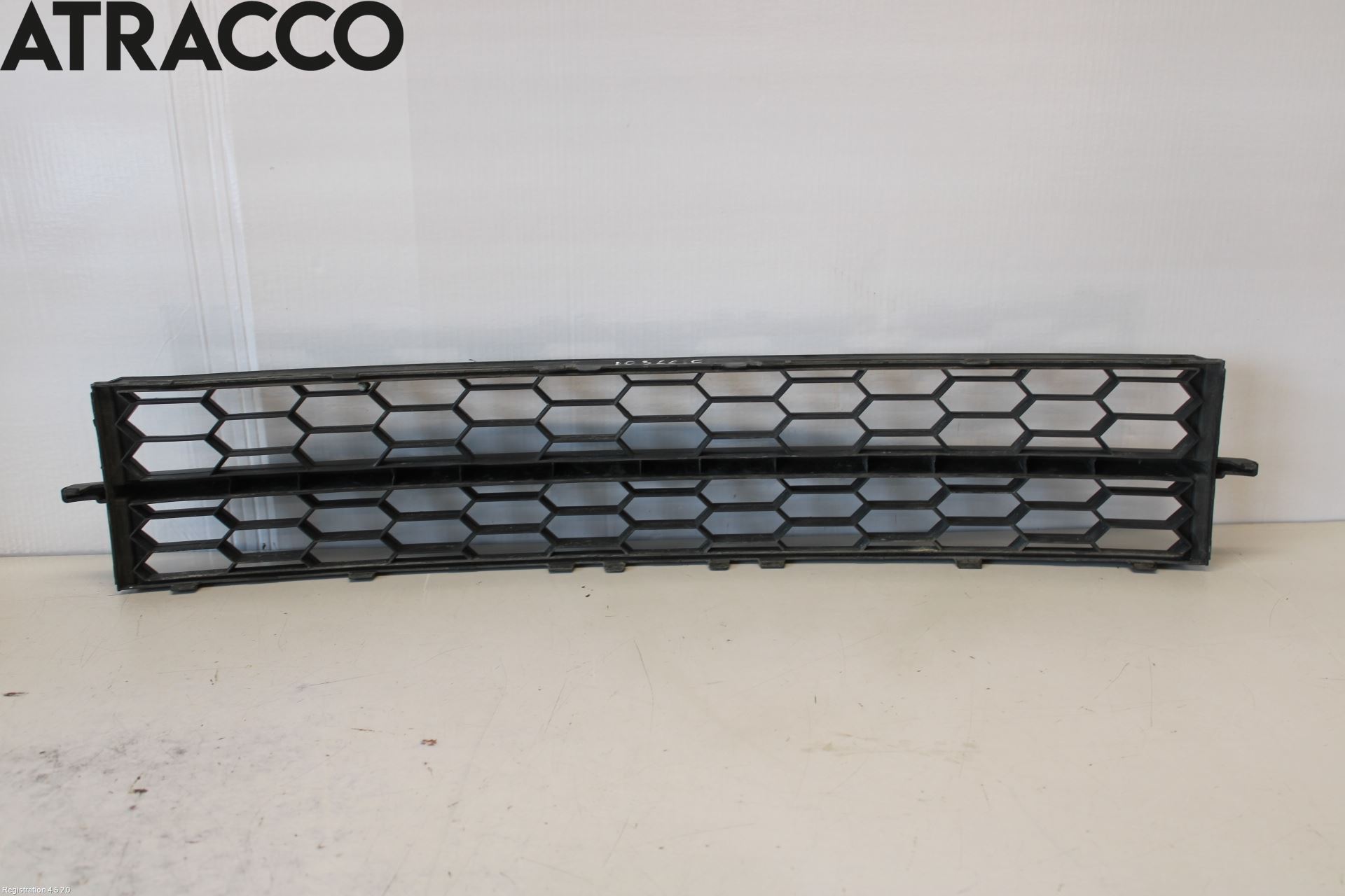 Skoda OCTAVIA (5E) 13-20 Grilldel Midt