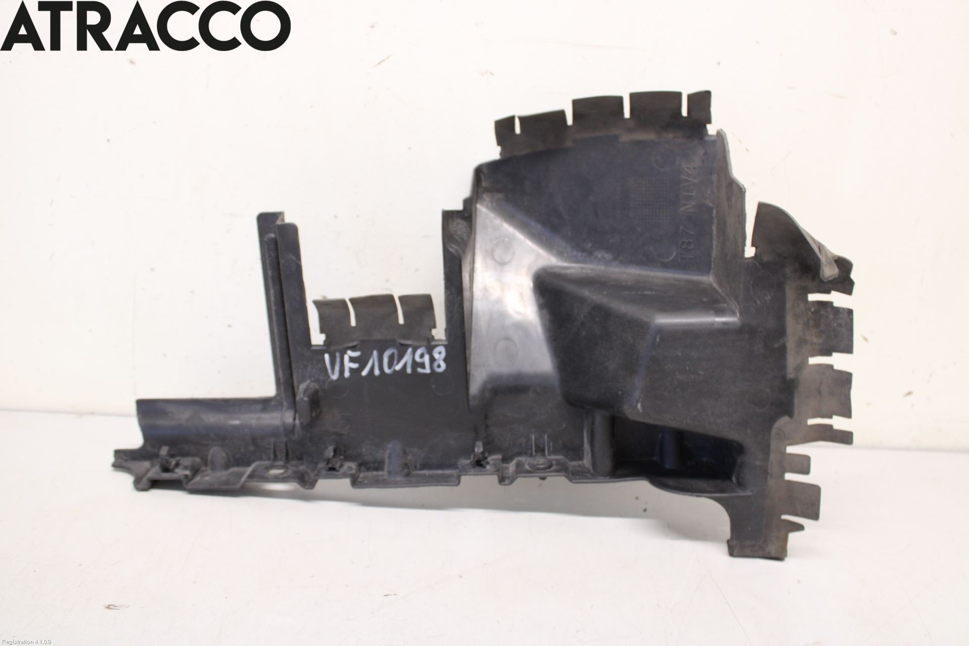 Peugeot 5008 10-16 Luftstyring Front