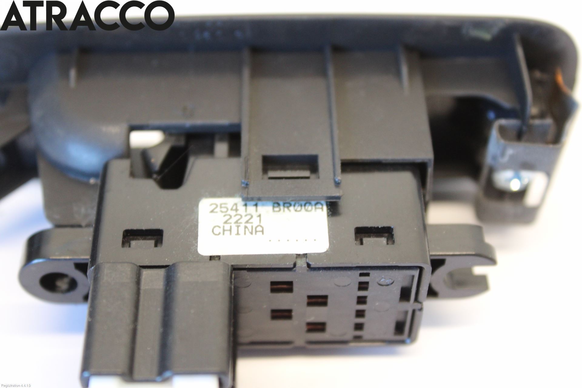 Nissan QASHQAI+2  10-14 Bryter Vindusheis