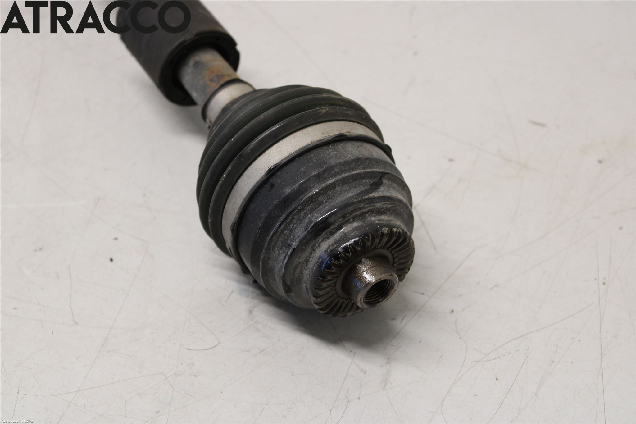 Mini COUNTRYMAN F60 17-23 Drivaksel Foran Kompl Høyre