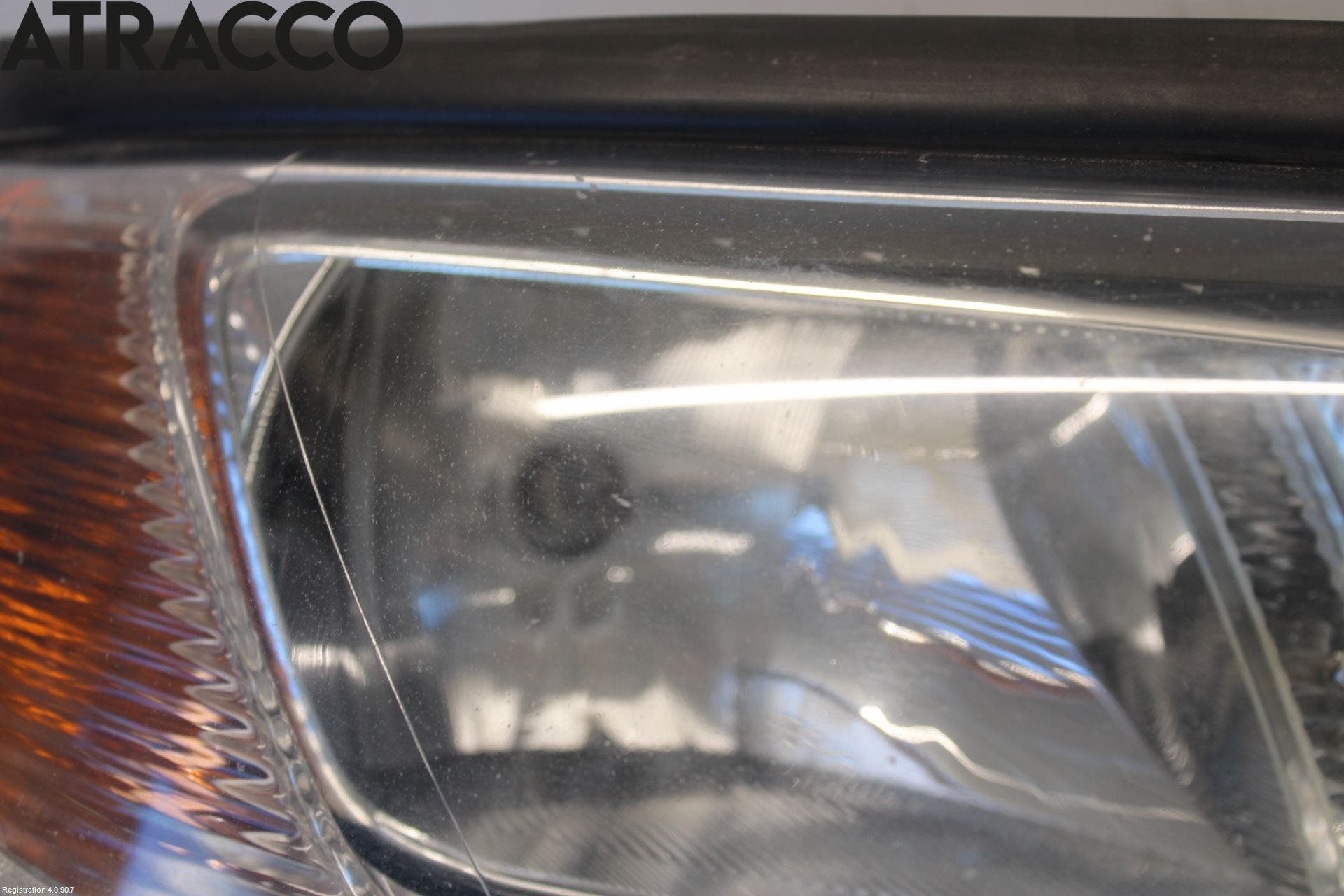 Volvo XC70 08-13 Frontlykt Høyre