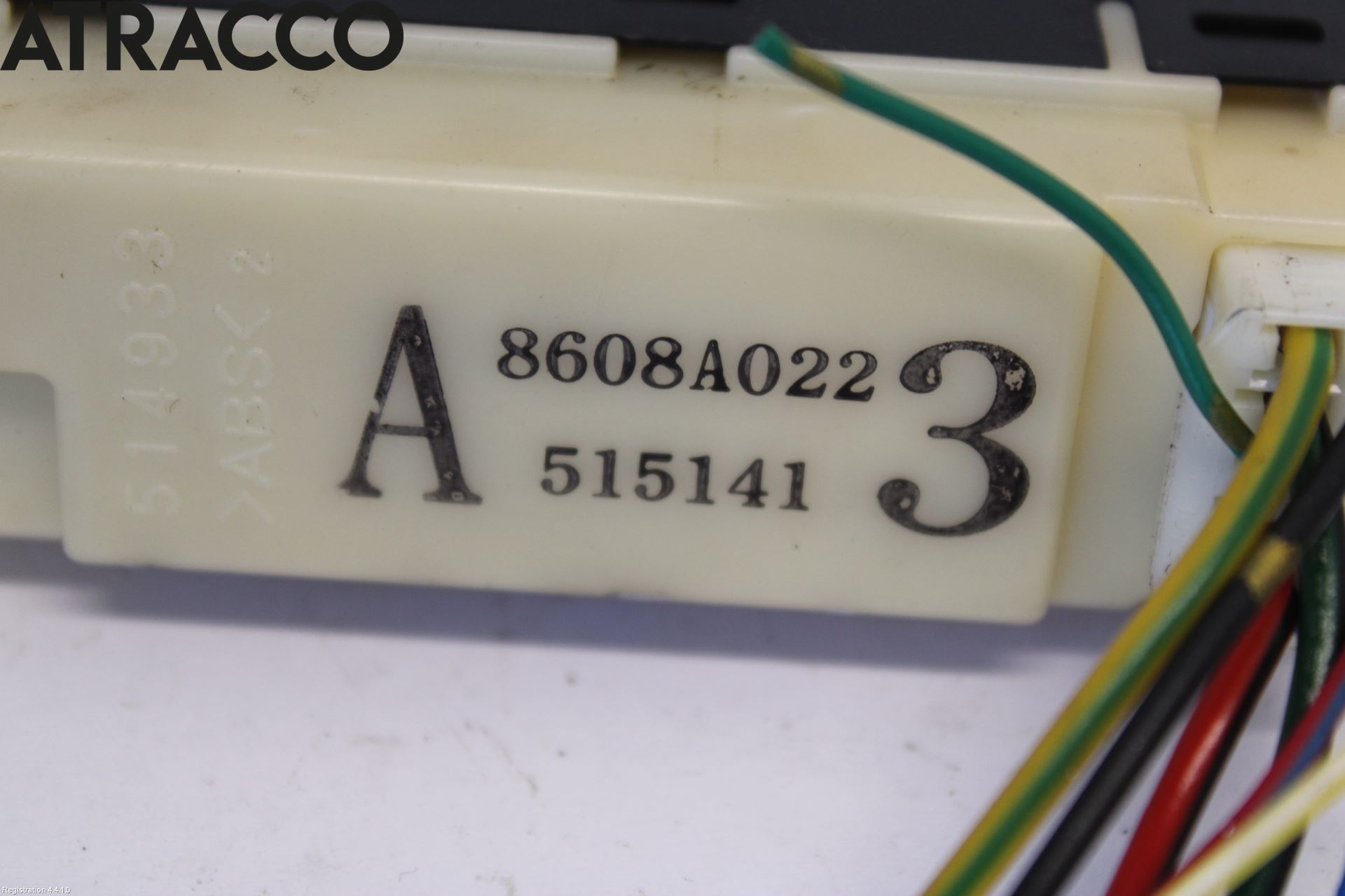 Mitsubishi GRANDIS Bryter Vindusheis