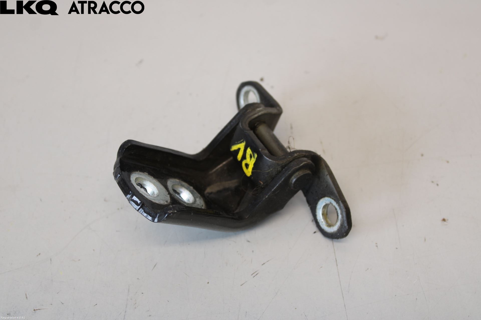 Nissan QASHQAI 10-14 Dørhengsel