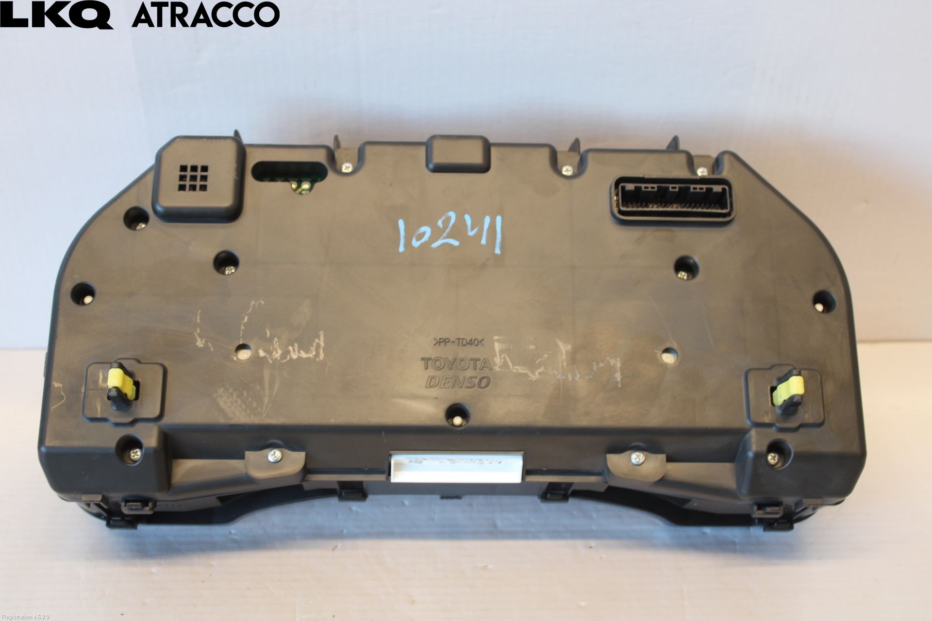 Toyota AVENSIS 09-15 Instr Kombinert