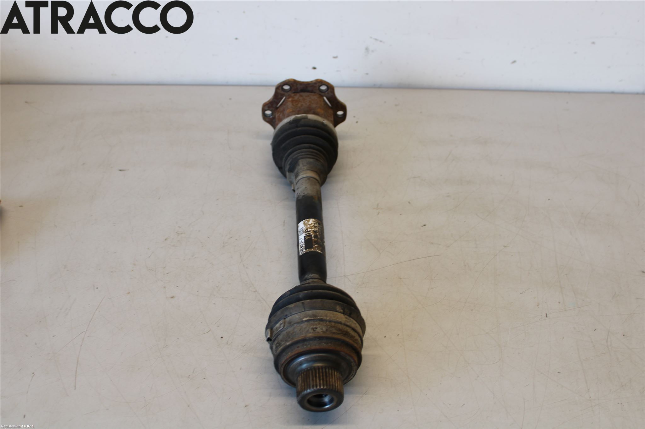 Audi A4/S4 08-11 Drivaksel Foran Kompl Venstre