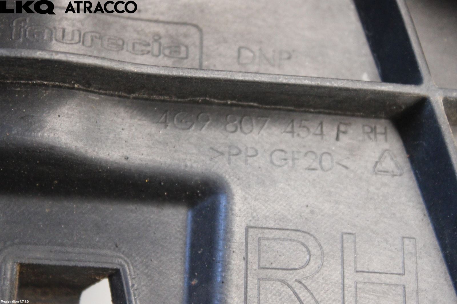 Audi A6 ALLROAD 12-18 Støtfangerfeste Bak Høyre