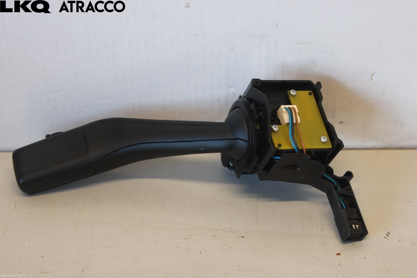 Volkswagen VW GOLF VI 09-13 Bryter Ratt Visker - Spyler