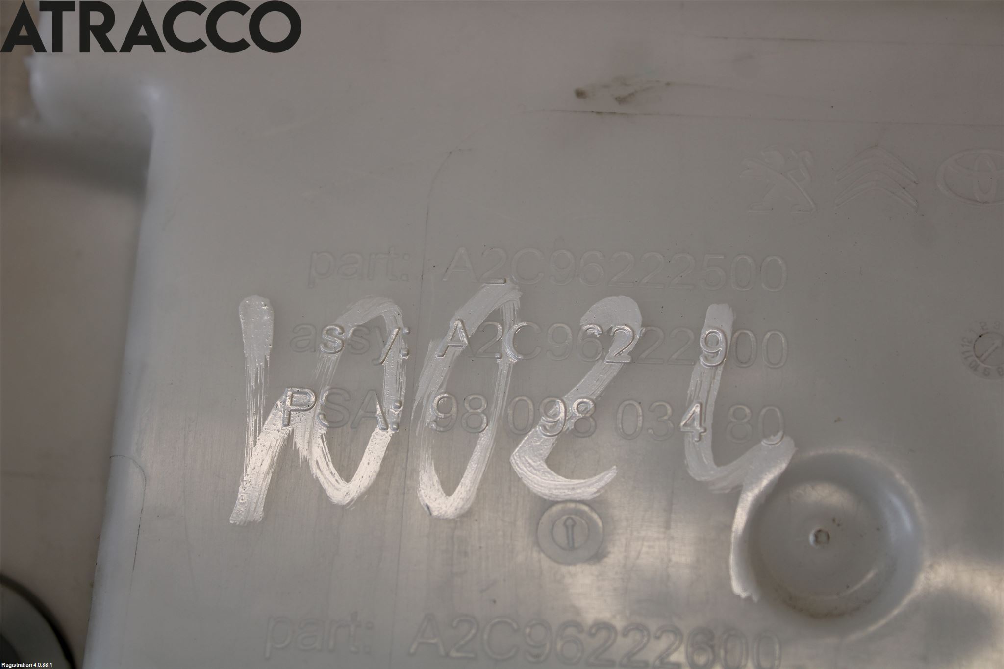 Toyota PROACE II 16- Spylerbeholder Frontrute-Lykte