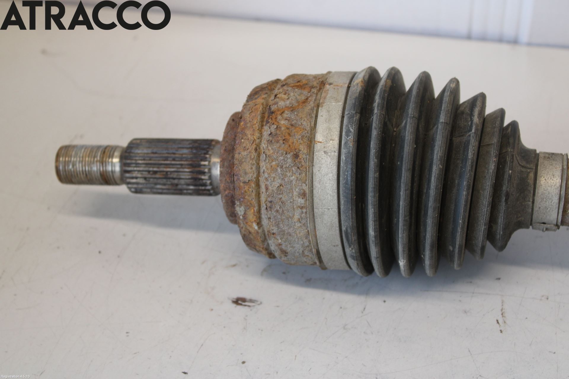 Renault MEGANE III 09-15 Drivaksel Foran Kompl Høyre