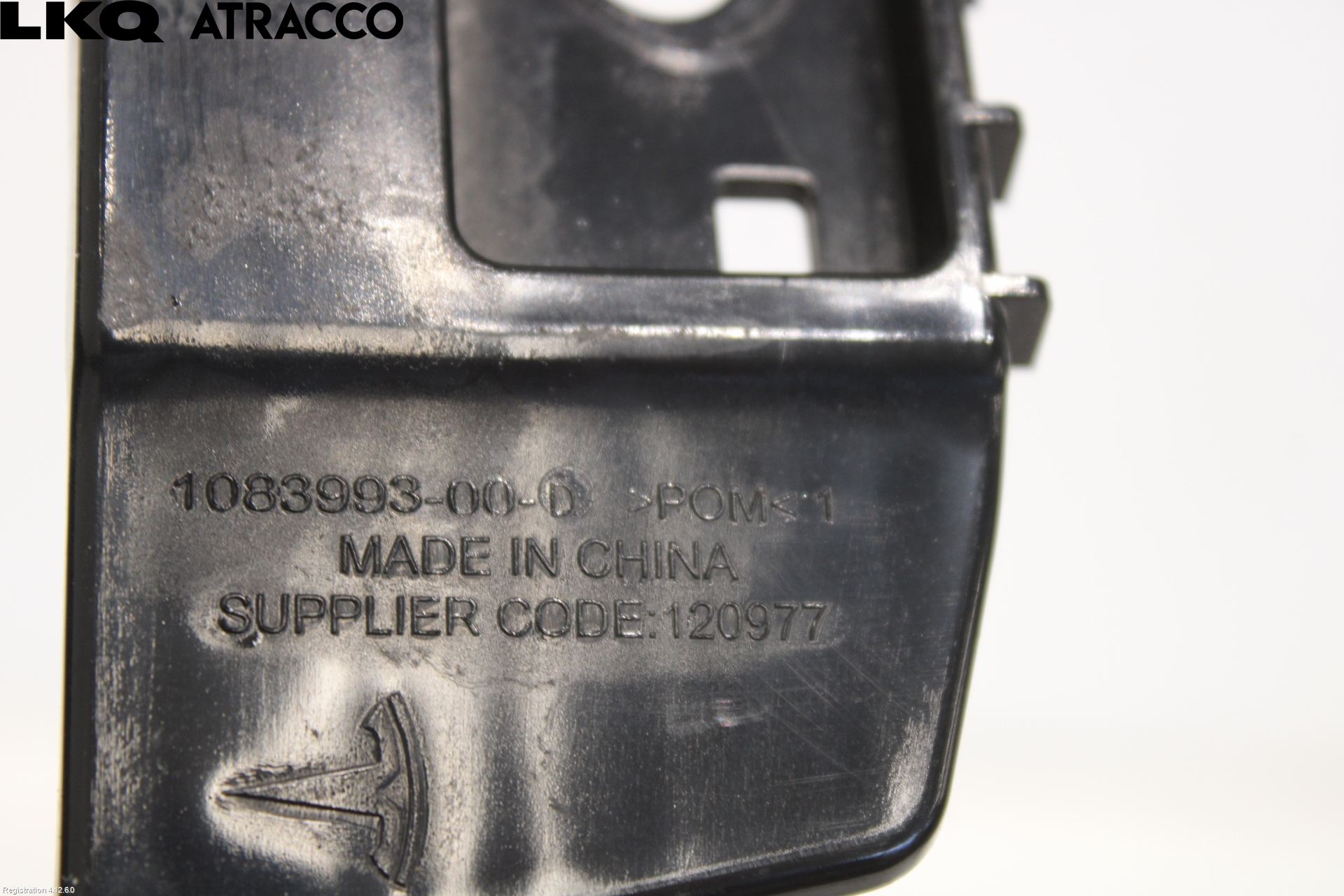 Tesla MODEL 3 17- Støtfangerfeste Bak Høyre