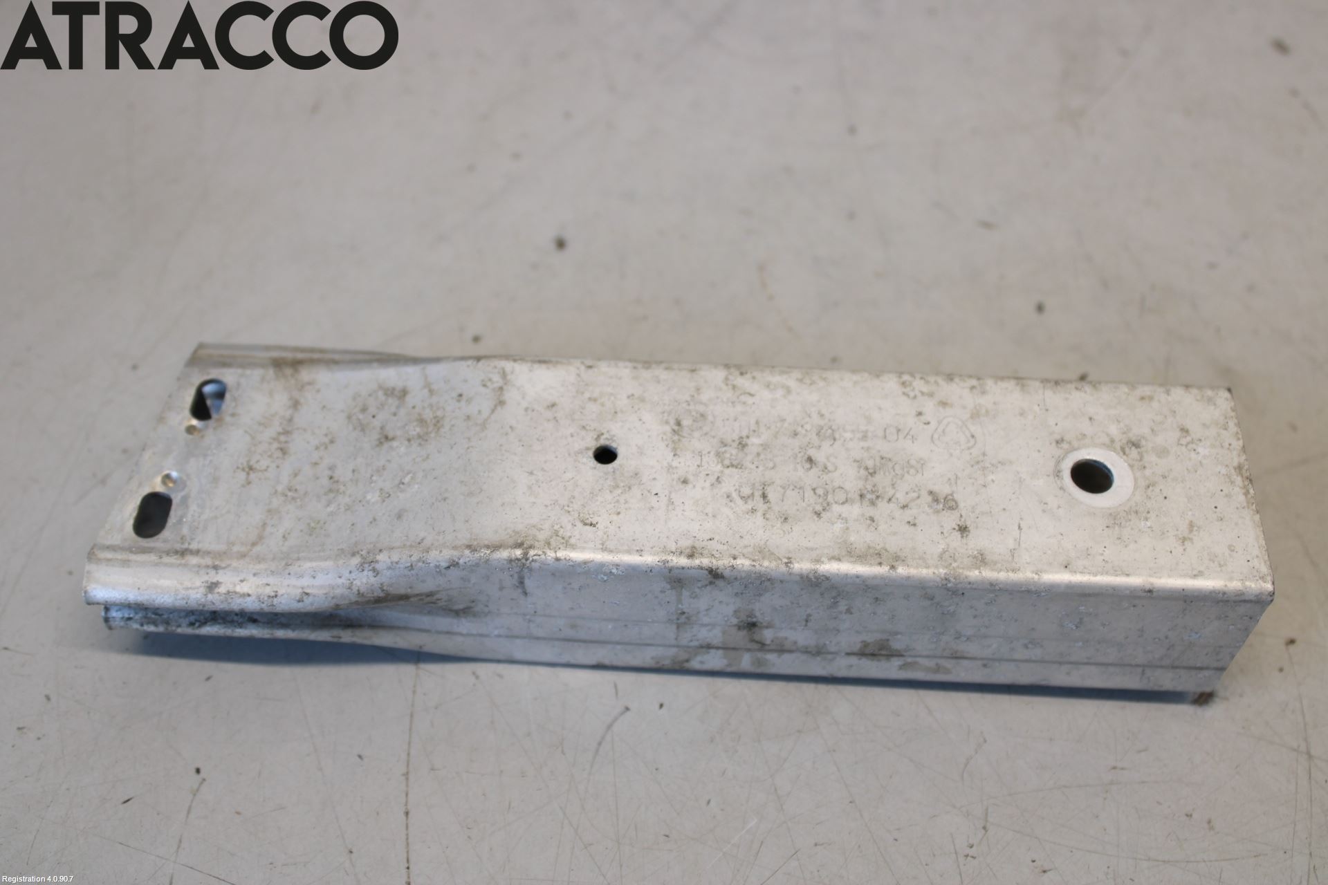 BMW i3 I01 13-22 Støtfanger Foran Feste