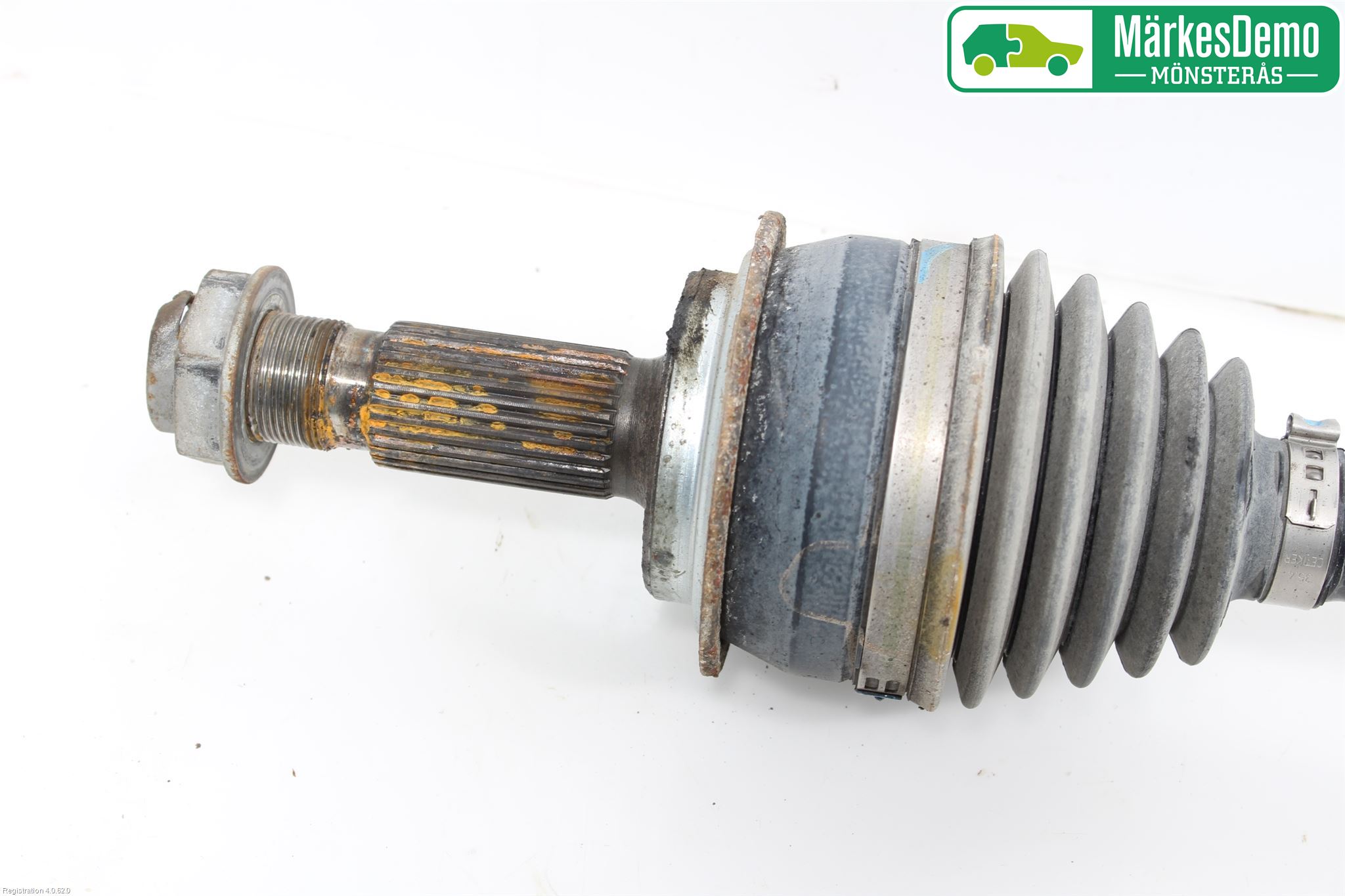 Mercedes-Benz MB VITO/VIANO (W639) 04-14 Drivaksel Bak Kompl Venstre