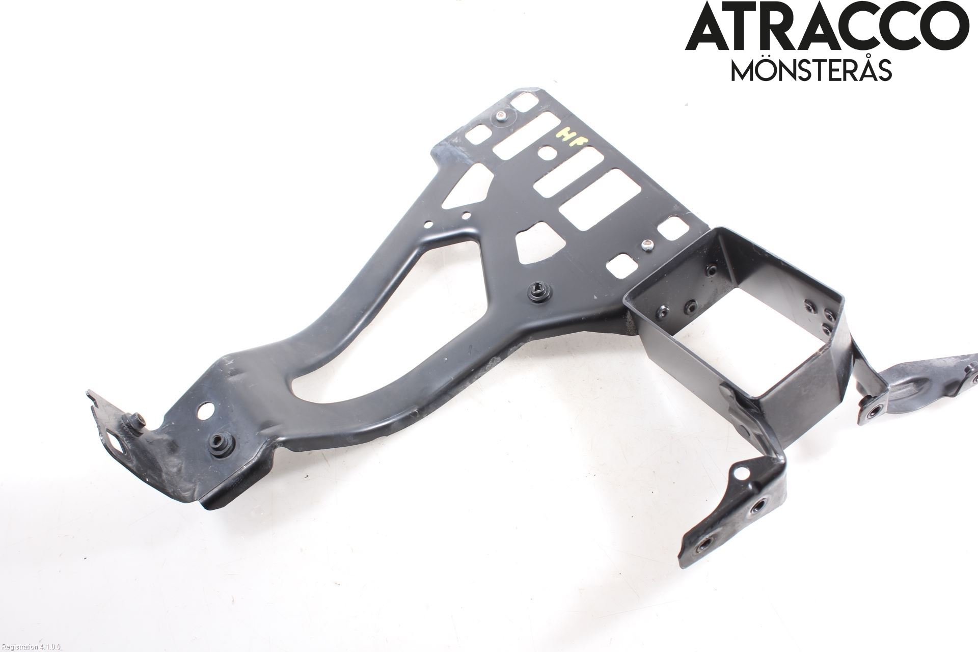 BMW 5 E60/61 Sed/Tou 02-10 Støtfanger Foran Feste
