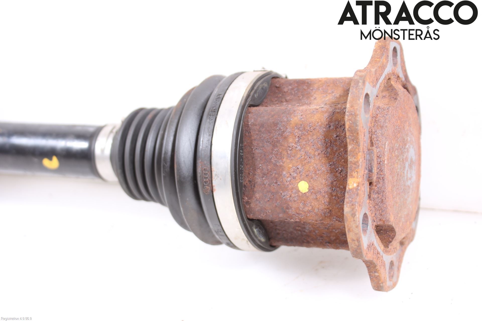 Audi A4/S4 08-11 Drivaksel Foran Kompl Venstre