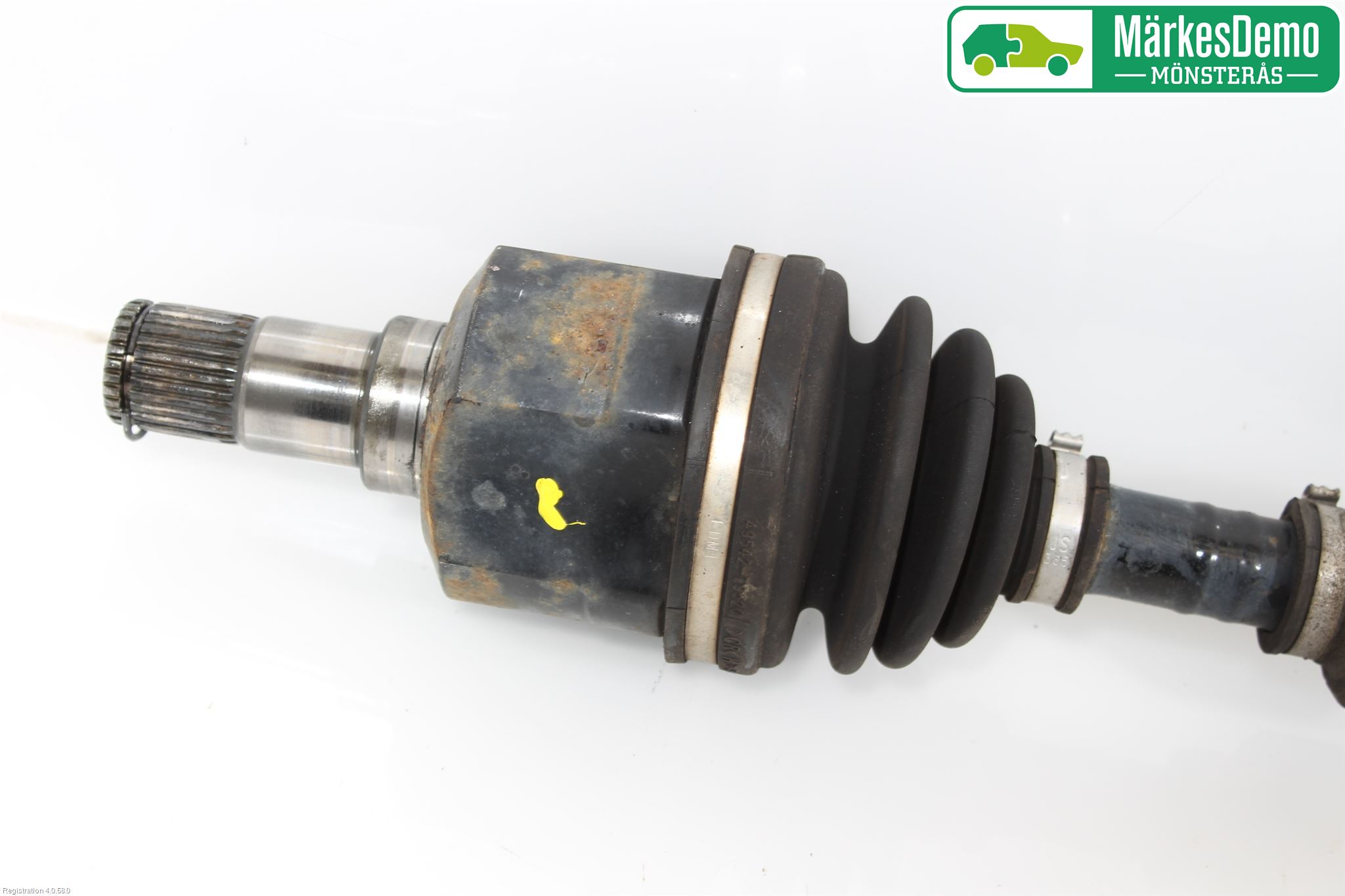 Hyundai i40 08-15 Drivaksel Foran Kompl Venstre
