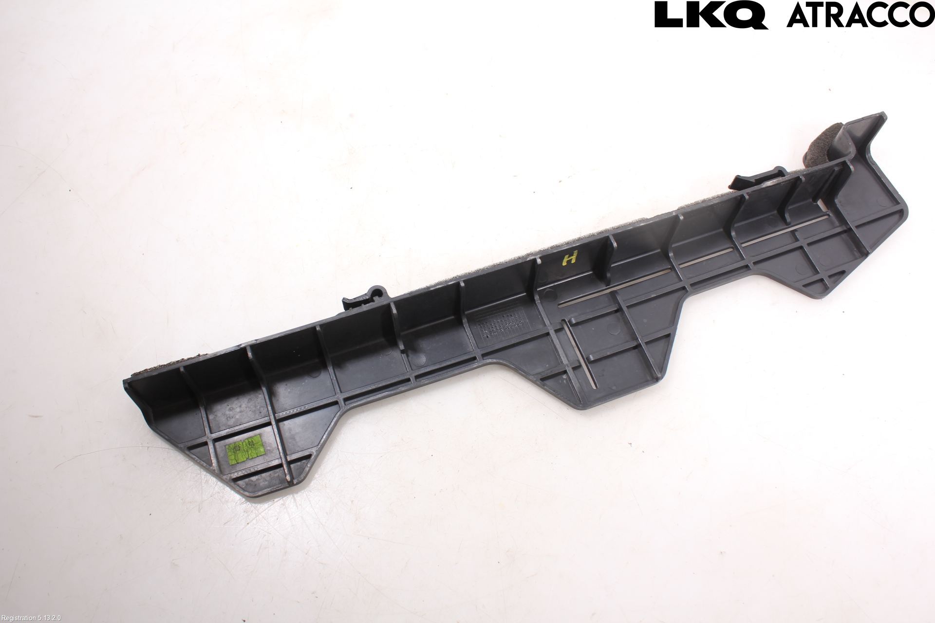 Kia CARENS III 13-19 Luftstyring Front
