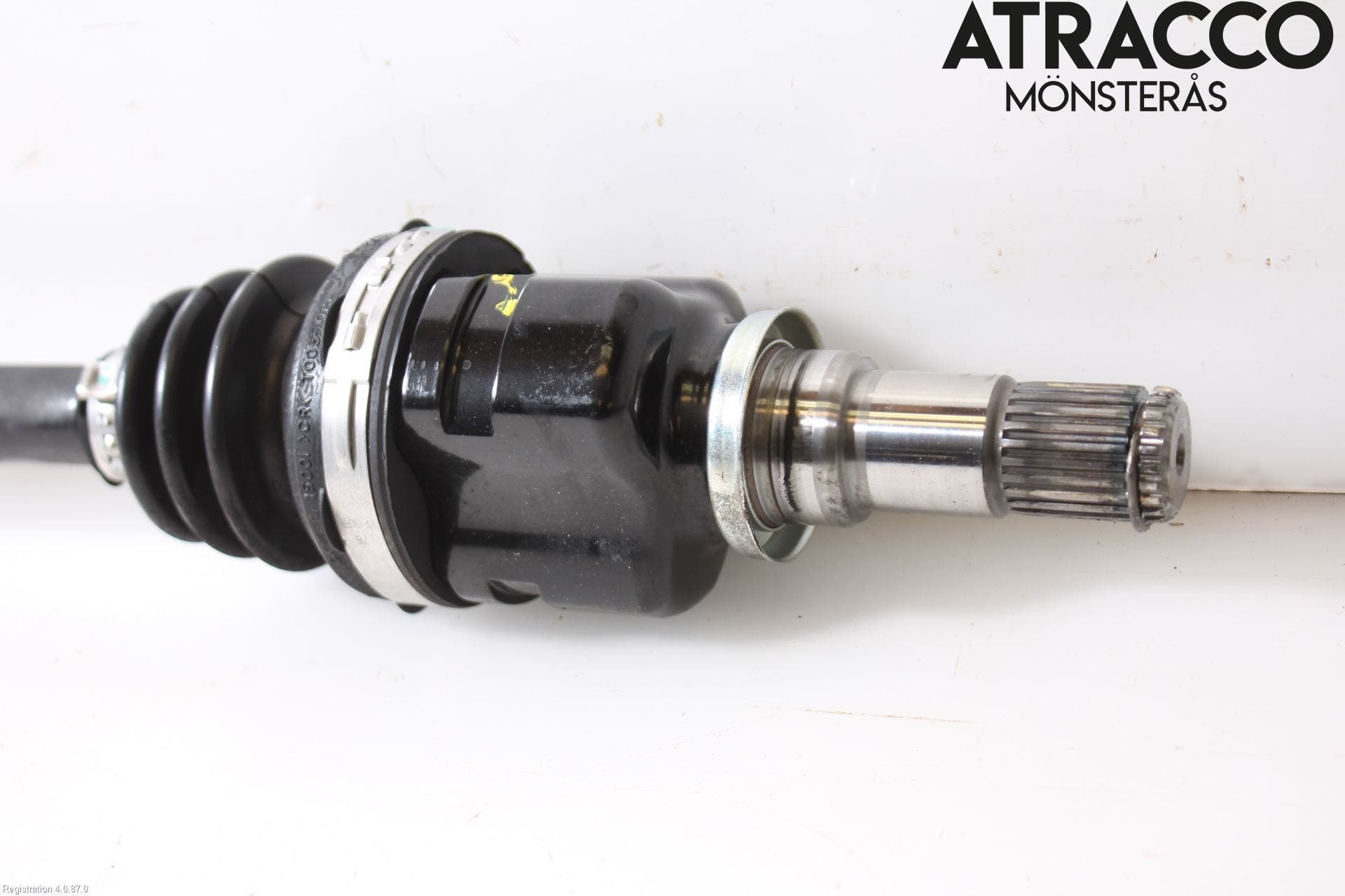 Toyota YARIS XP130 15-20 Drivaksel Foran Kompl Venstre