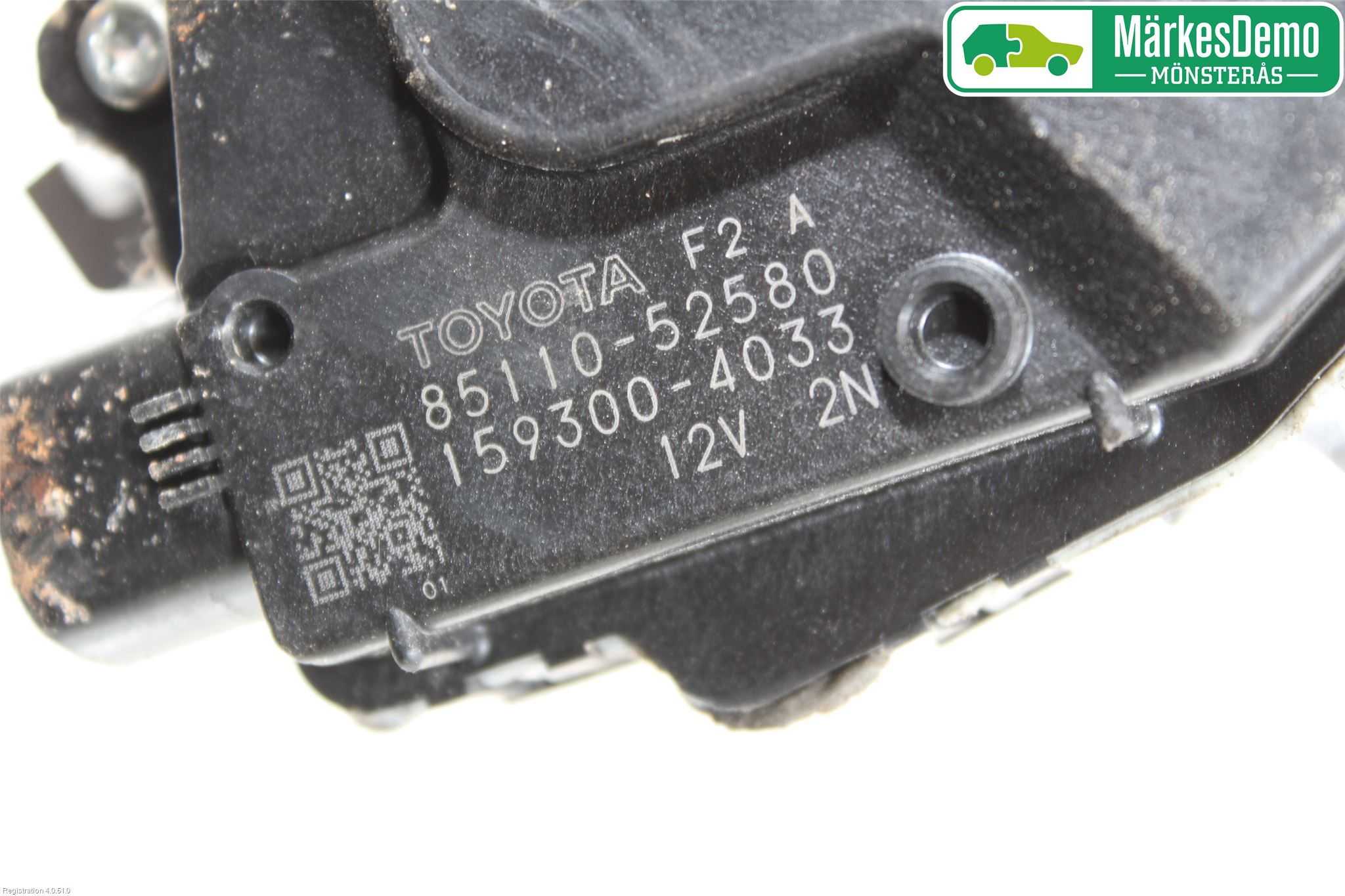 Toyota VERSO-S 11-16 Viskermotor Frontrute