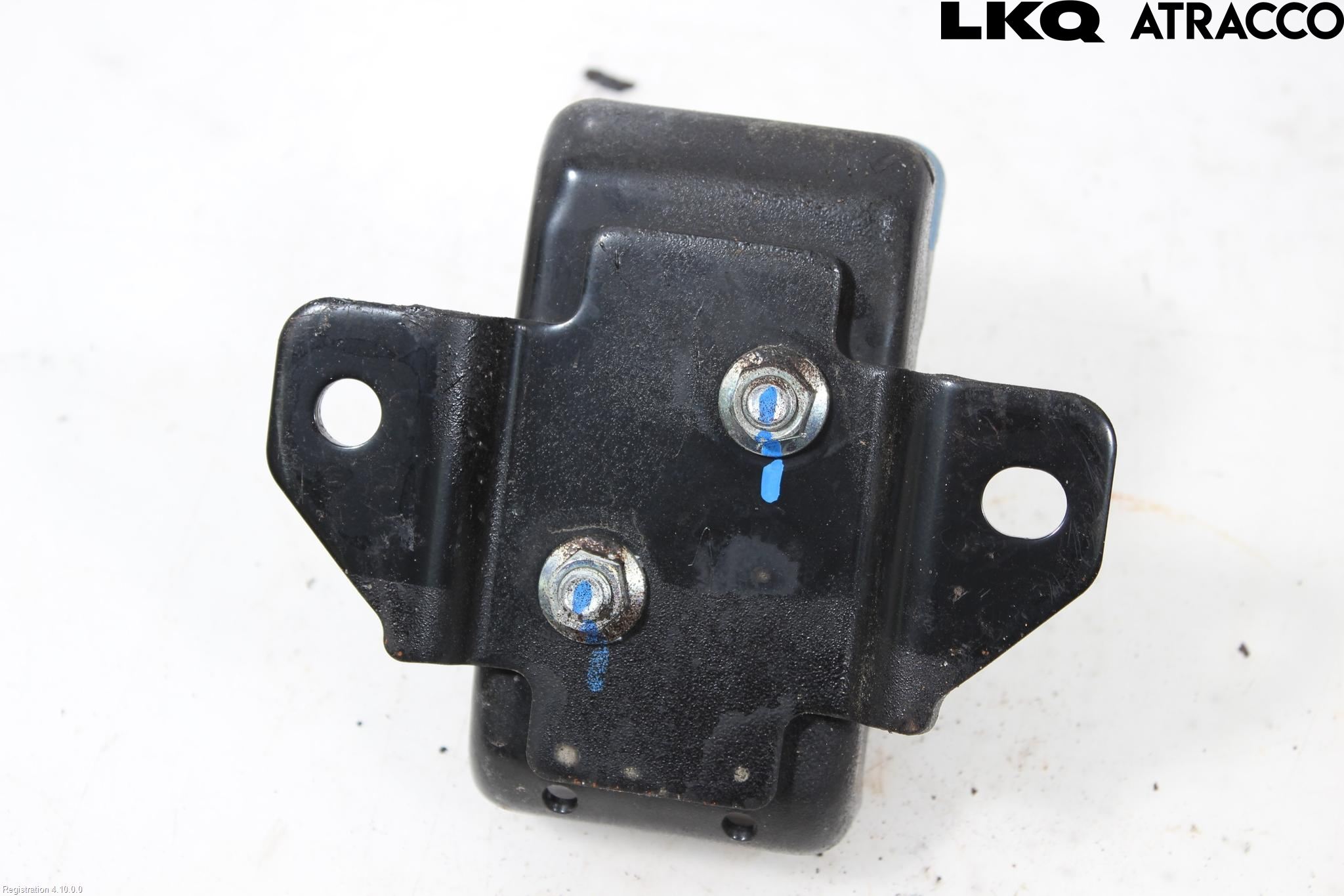 Isuzu D-MAX Motor Feste Gummi