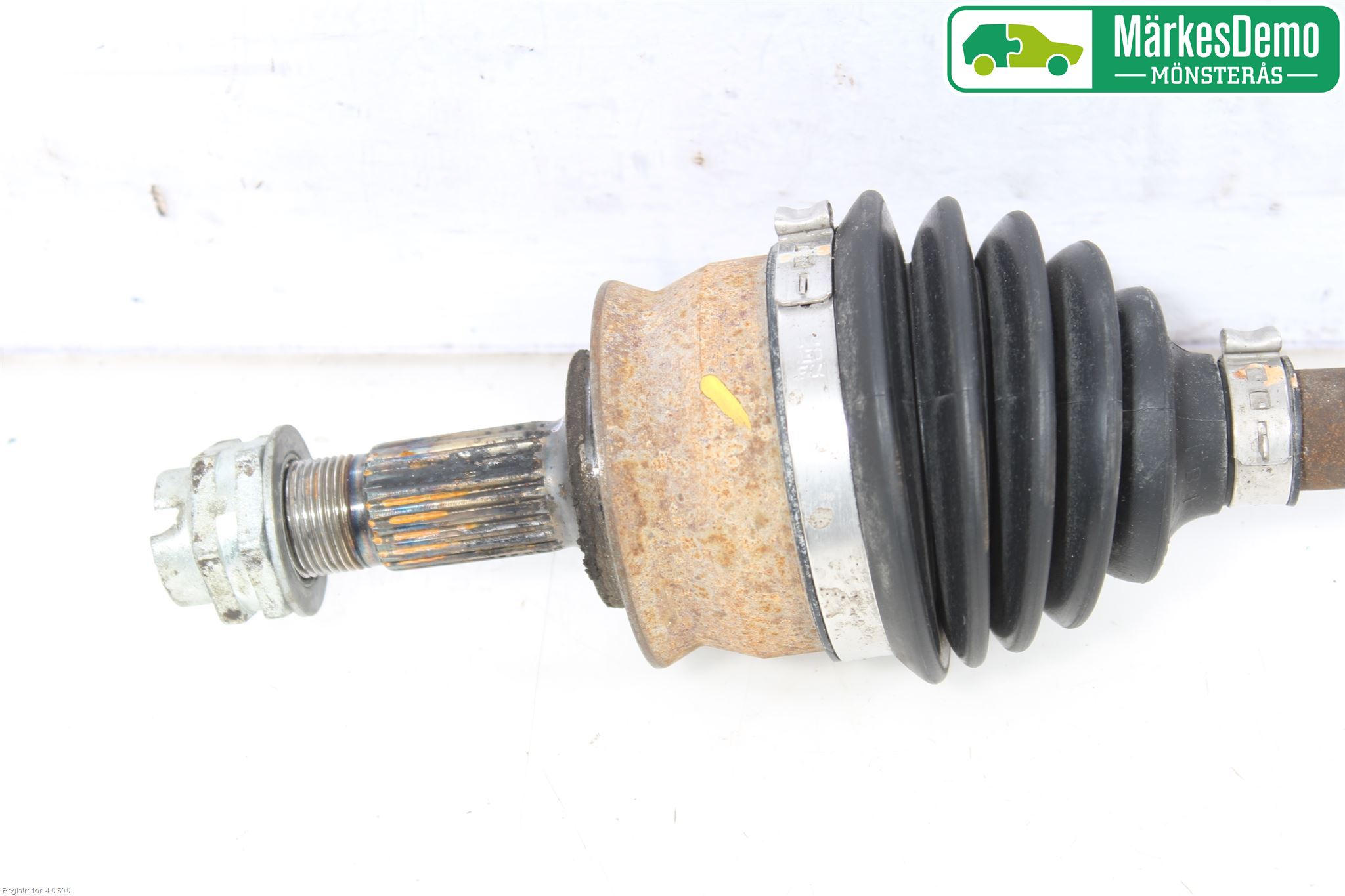 Ford KA 09-16 Drivaksel Foran Kompl Venstre