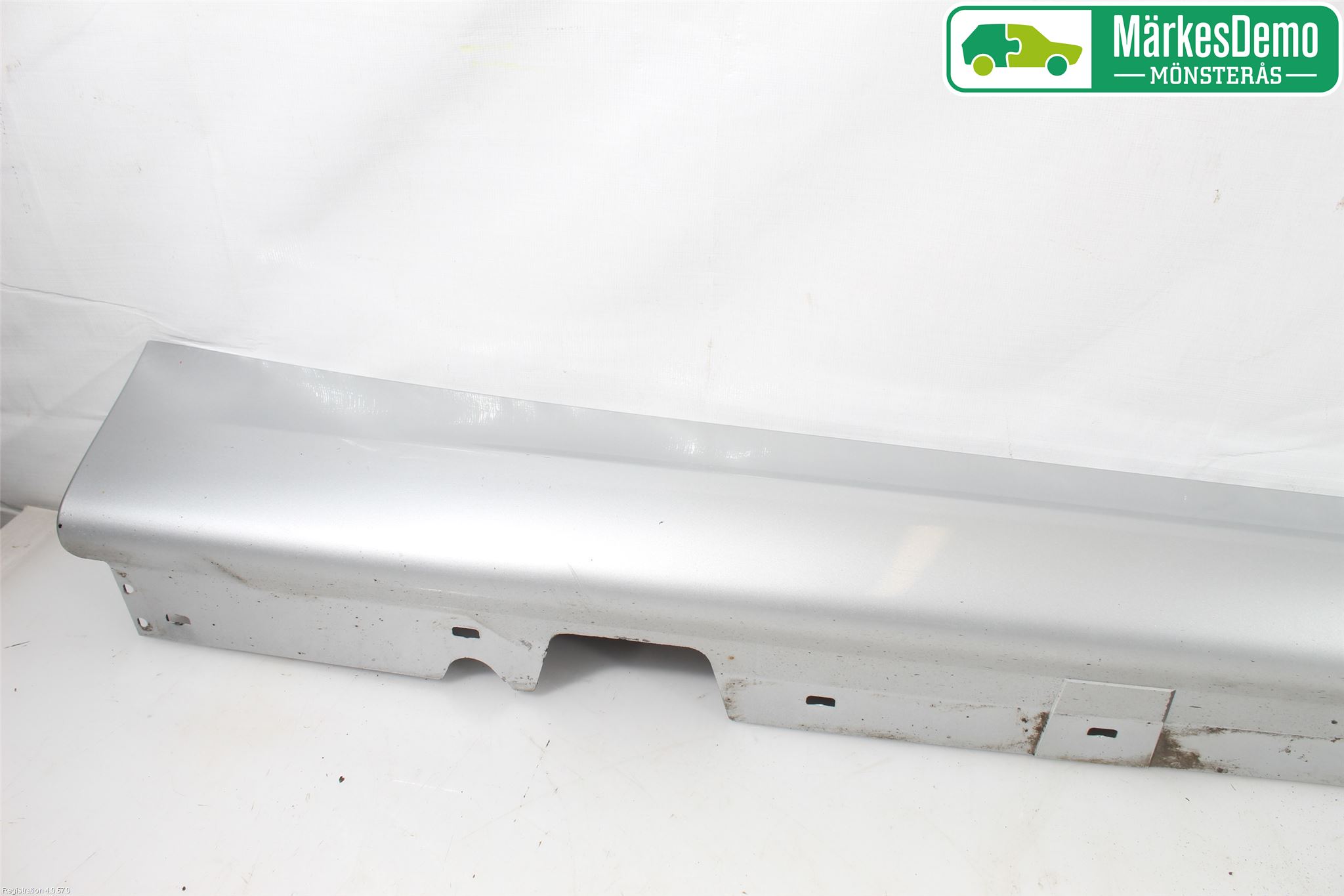 BMW 3 E90/91 SED/TOU 05-12 Kanalskjørt Høyre