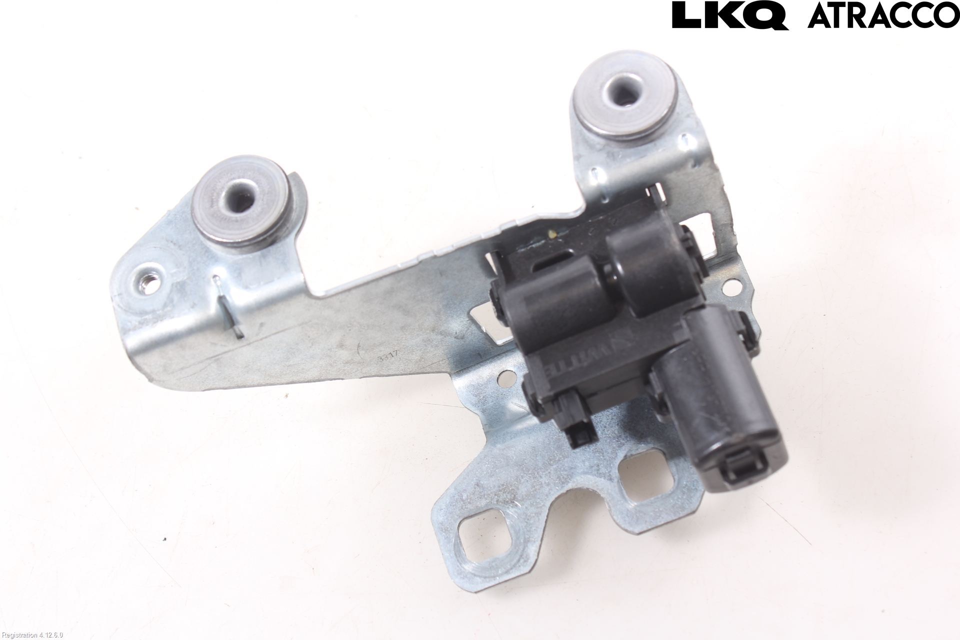 BMW 5 G30/G31/F90 17-23 Bakluke-Lokk Låsekasse