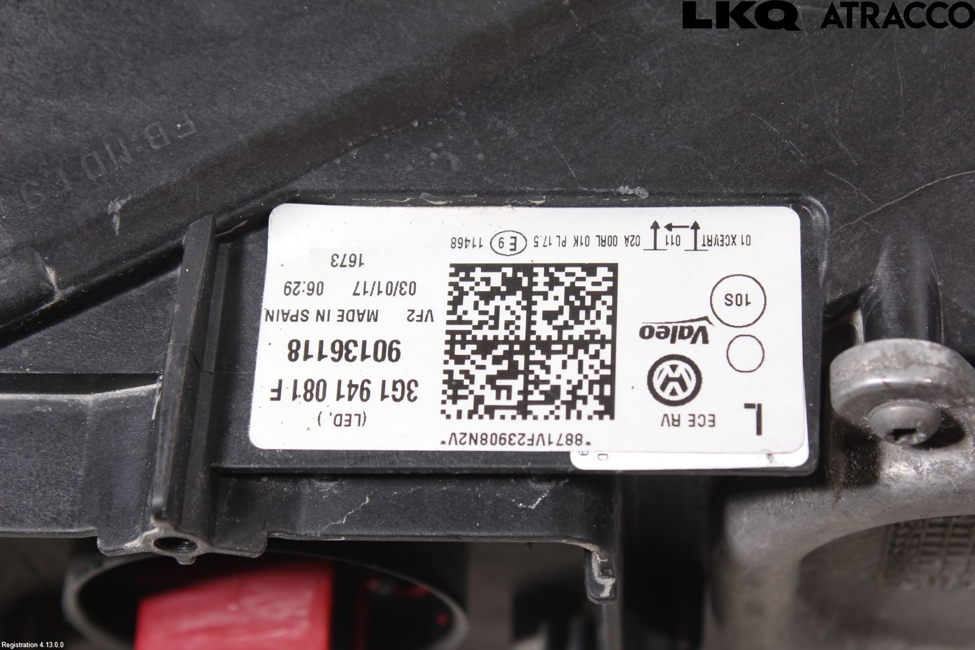 Volkswagen VW PASSAT 15-19 Frontlykt Venstre
