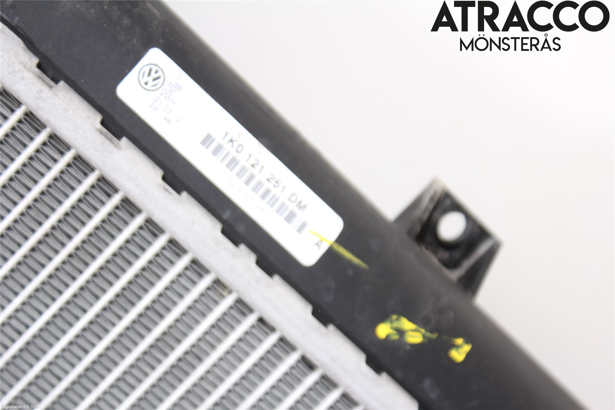 Skoda SUPERB 09-15 Radiator Automat