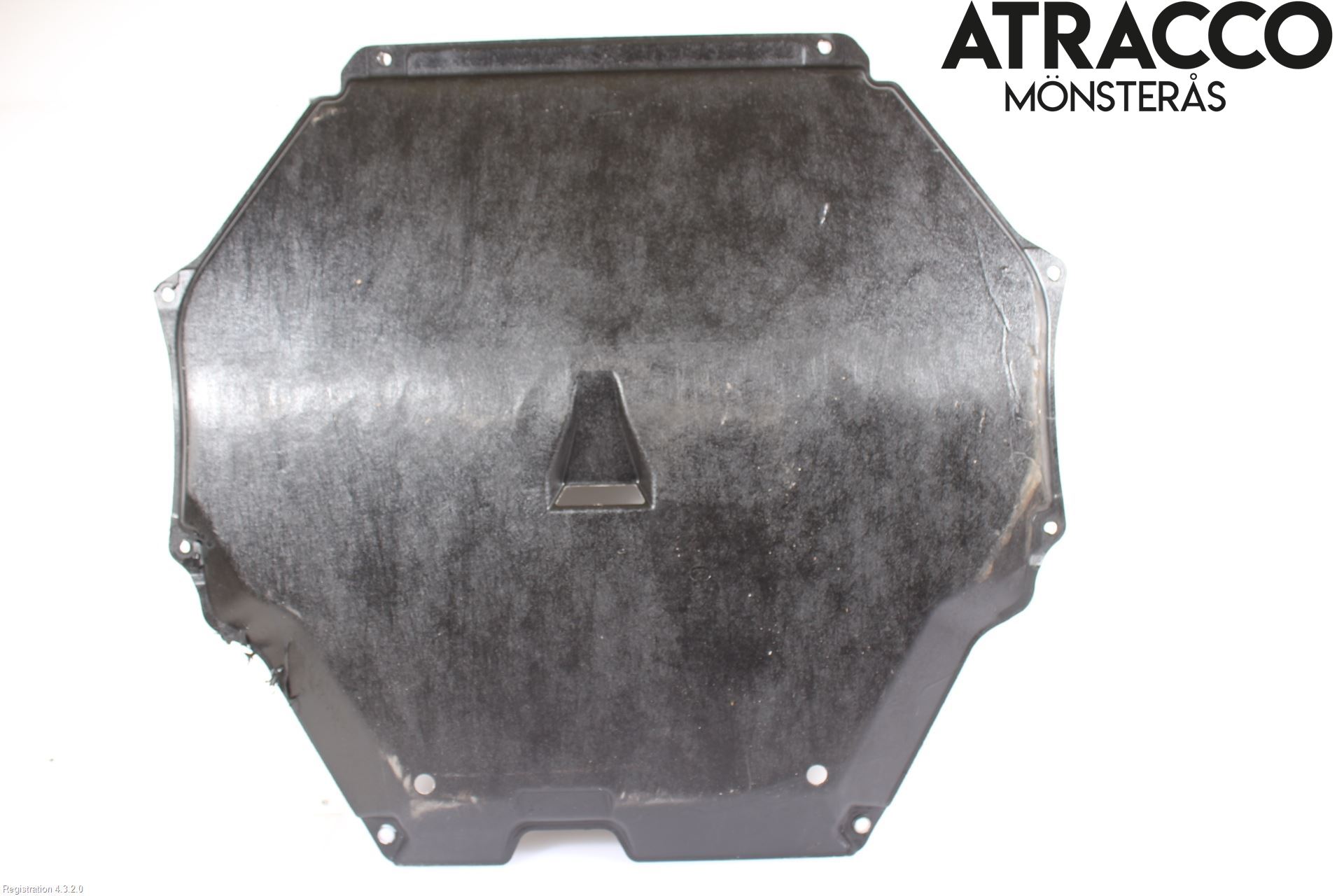Mitsubishi ECLIPS CROSS Bunnplate U Motor-Gear-Dørk