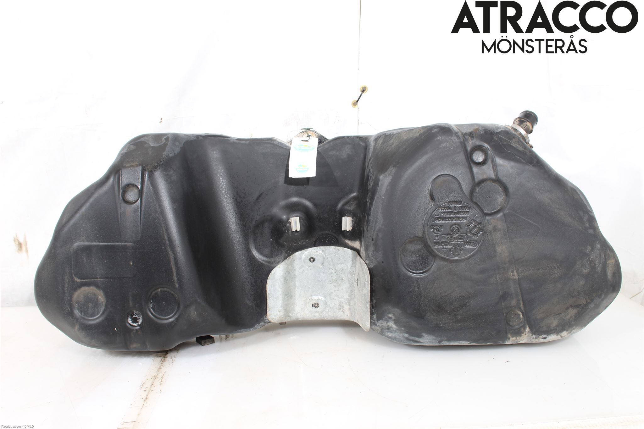 BMW X3 E83     03-10 Drivstofftank Diesel