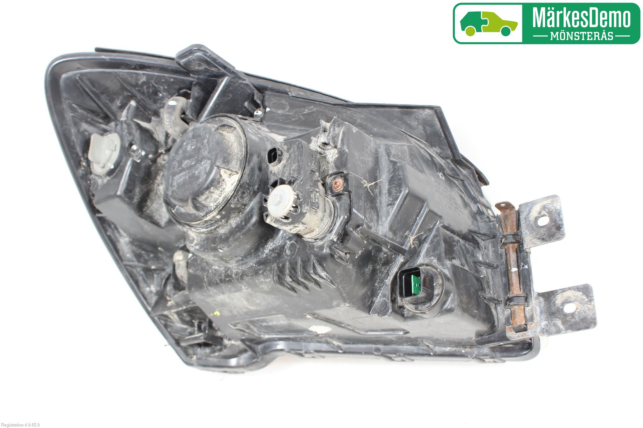 Kia SPORTAGE (JE) 05-10 Frontlykt Venstre