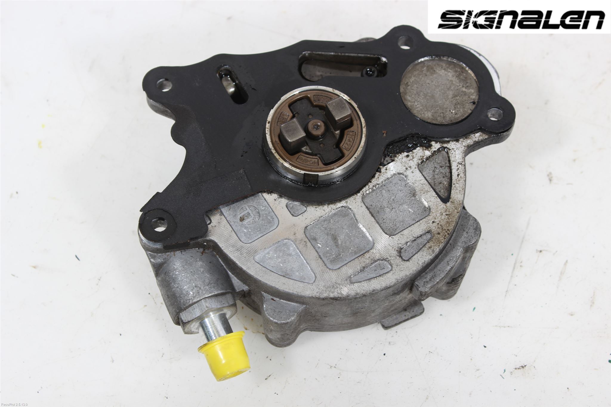 Audi A6/S6     05-11 Vacuumpumpe
