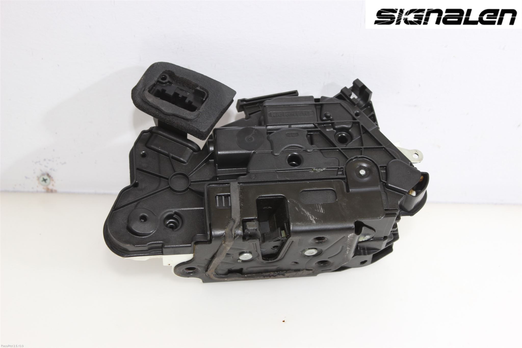 Volkswagen VW GOLF VI 09-13 Dørlås - Låsekasse