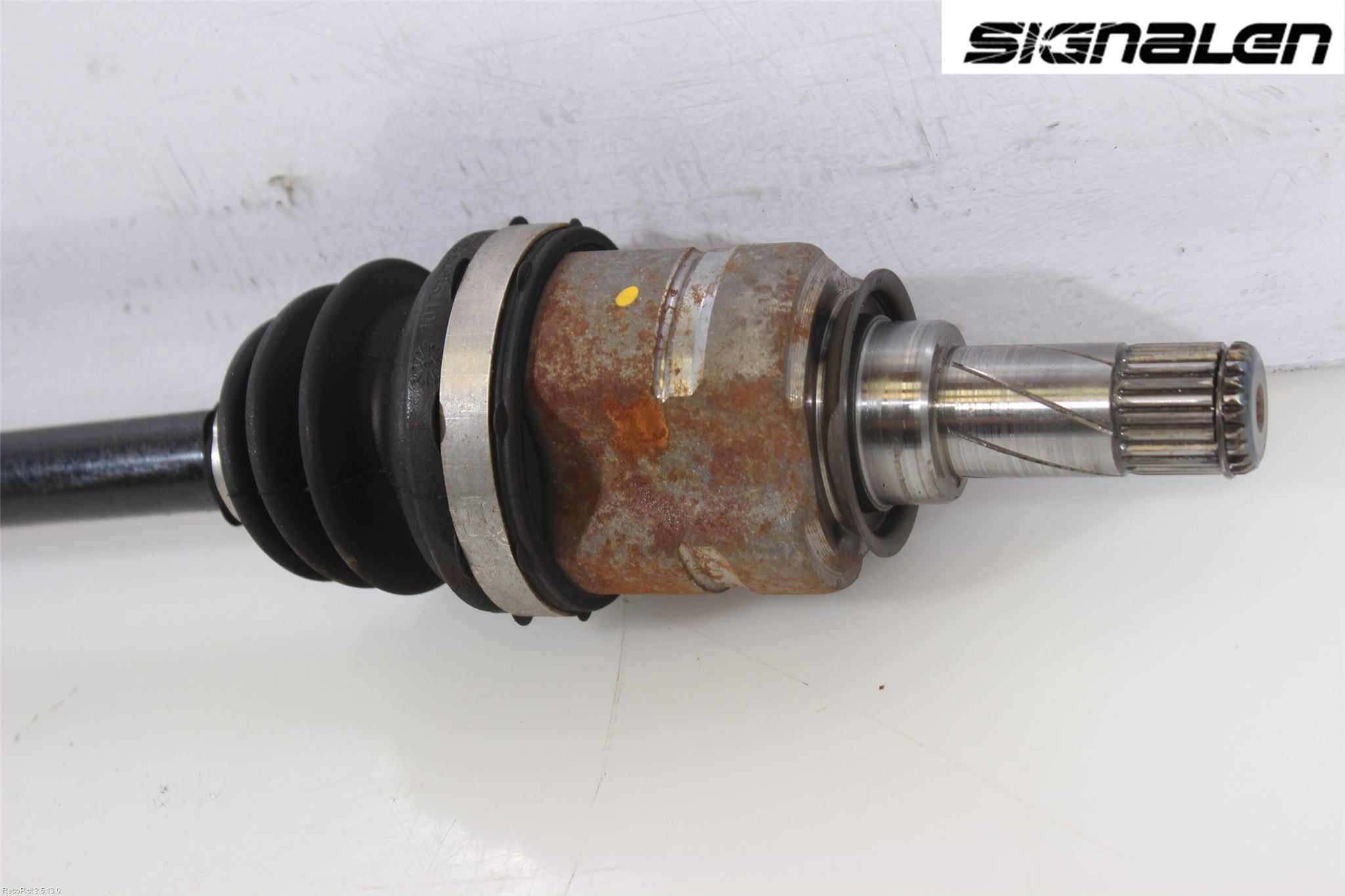 Opel CORSA D 07-14 Drivaksel Foran Kompl Høyre