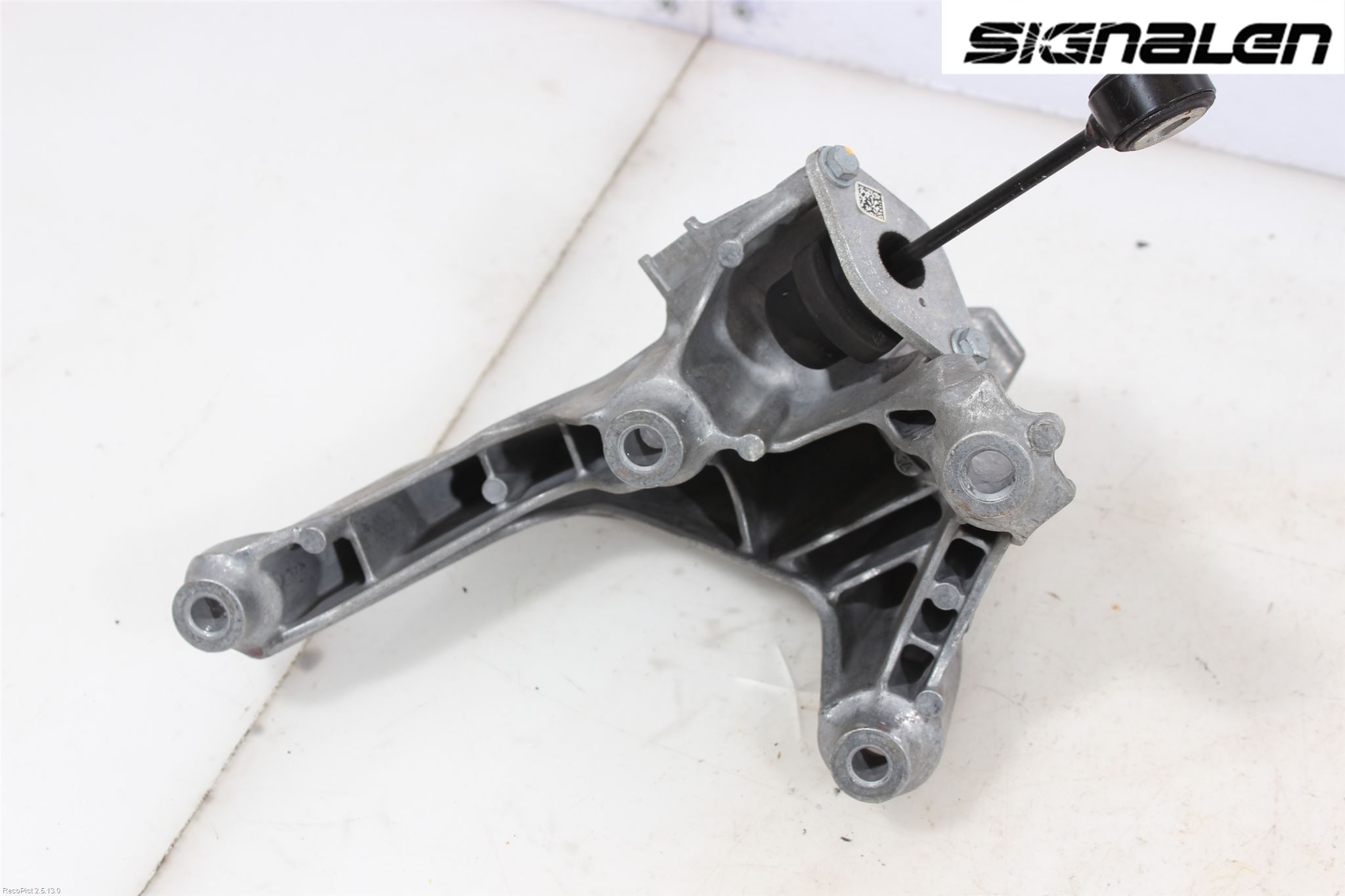 Audi A4/S4 B9 16-19 Motor Feste Stål-Alu