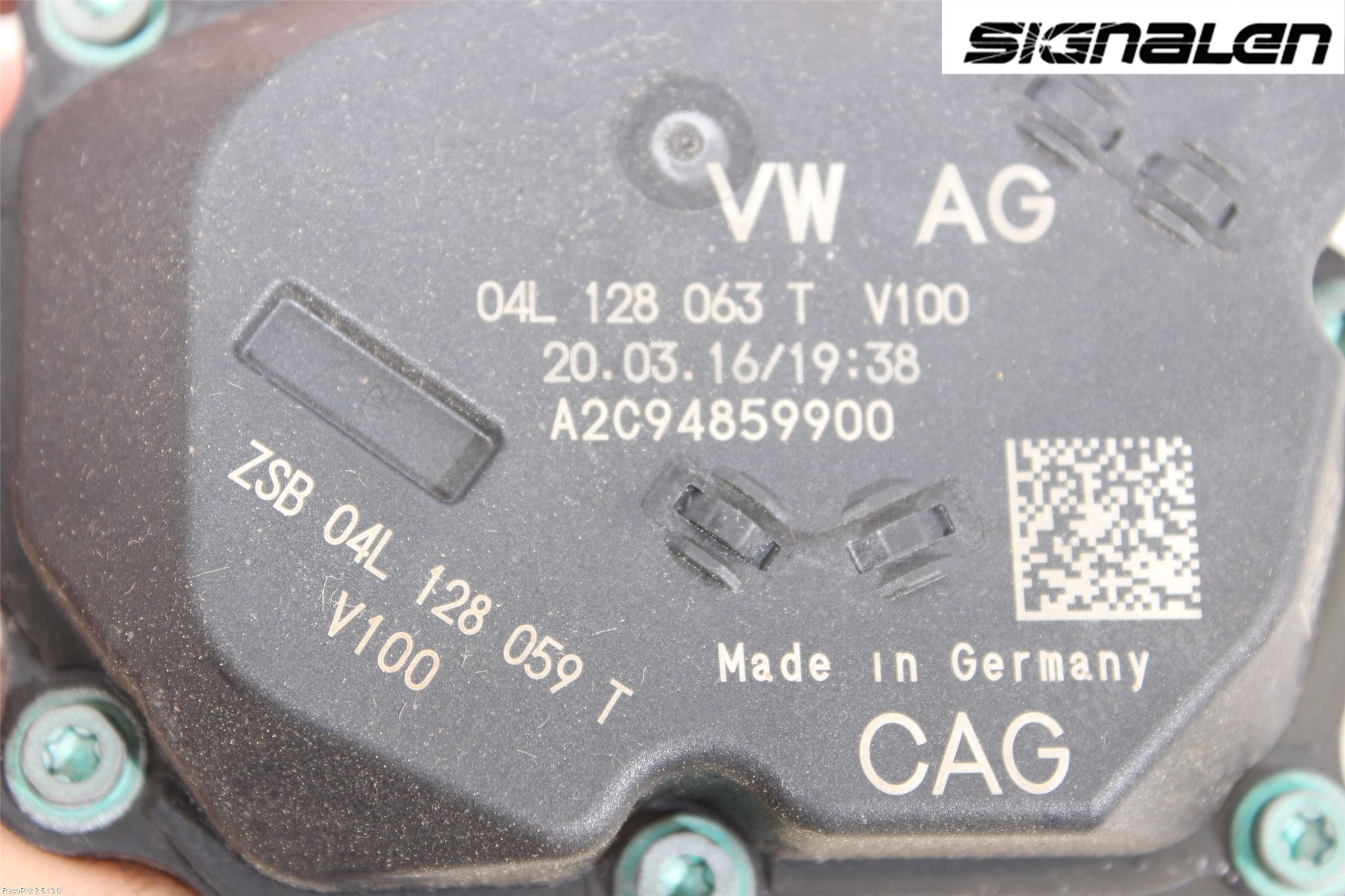 Audi A4/S4 B9 16-19 Inns Spjeldhus
