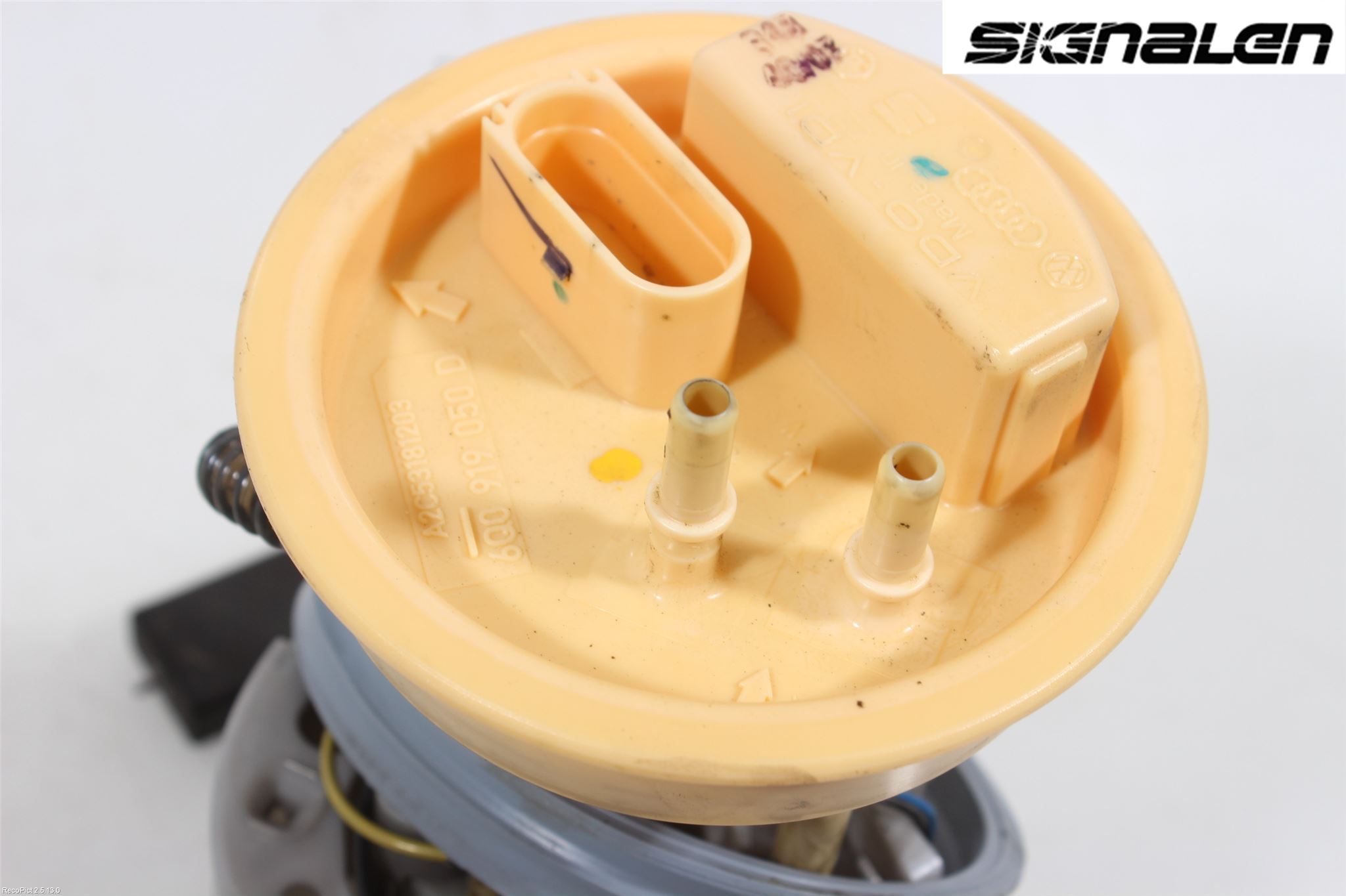 Volkswagen VW POLO 05-09 Drivstoffpumpe Fødepumpe El