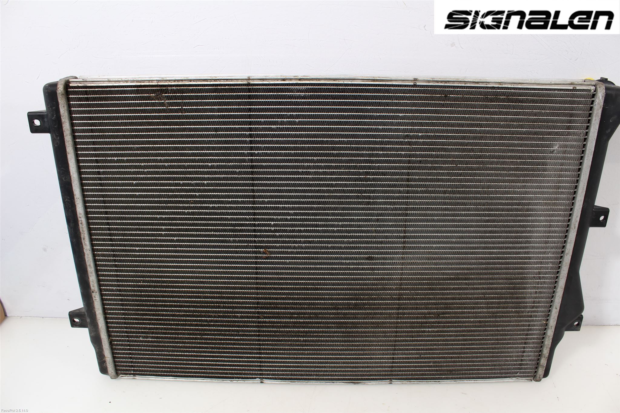 Volkswagen VW PASSAT 05-11 Radiator Manuell