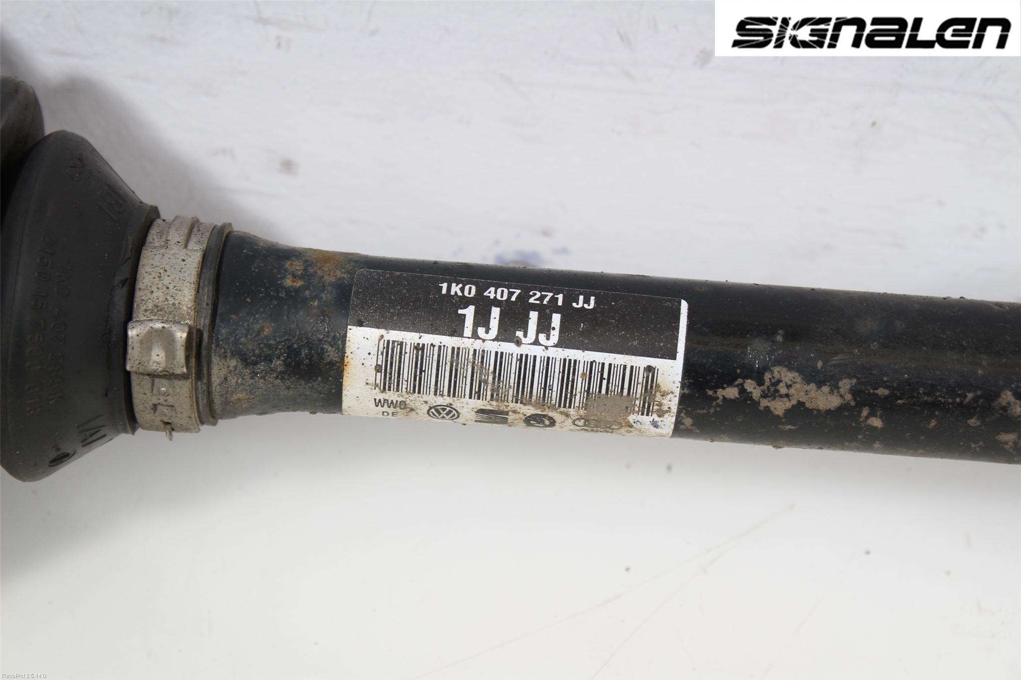 Volkswagen VW PASSAT 05-11 Drivaksel Foran Kompl Venstre
