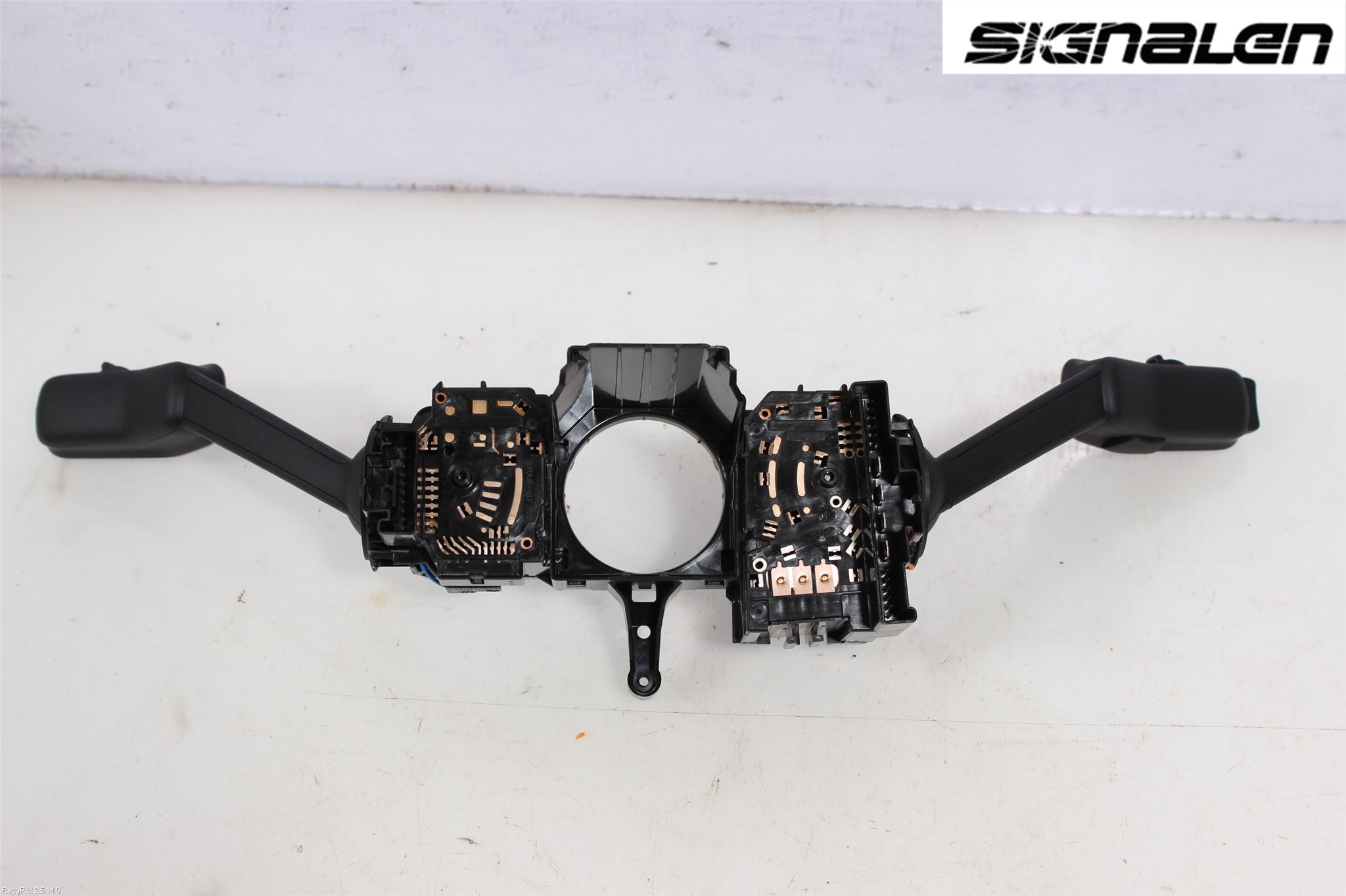 Skoda FABIA 07-14 Bryter Ratt Kombi H Og V
