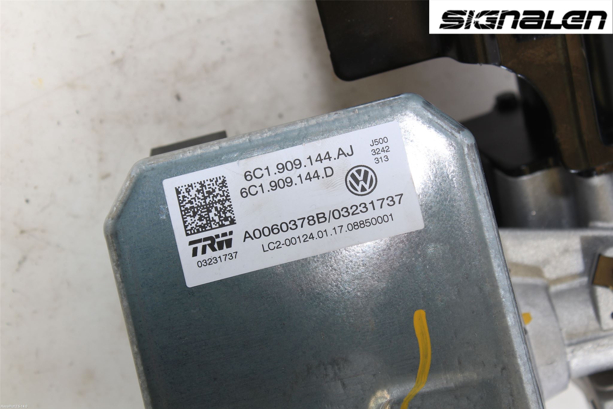 Skoda FABIA 07-14 Rattakselaggregat Innebygd Servo