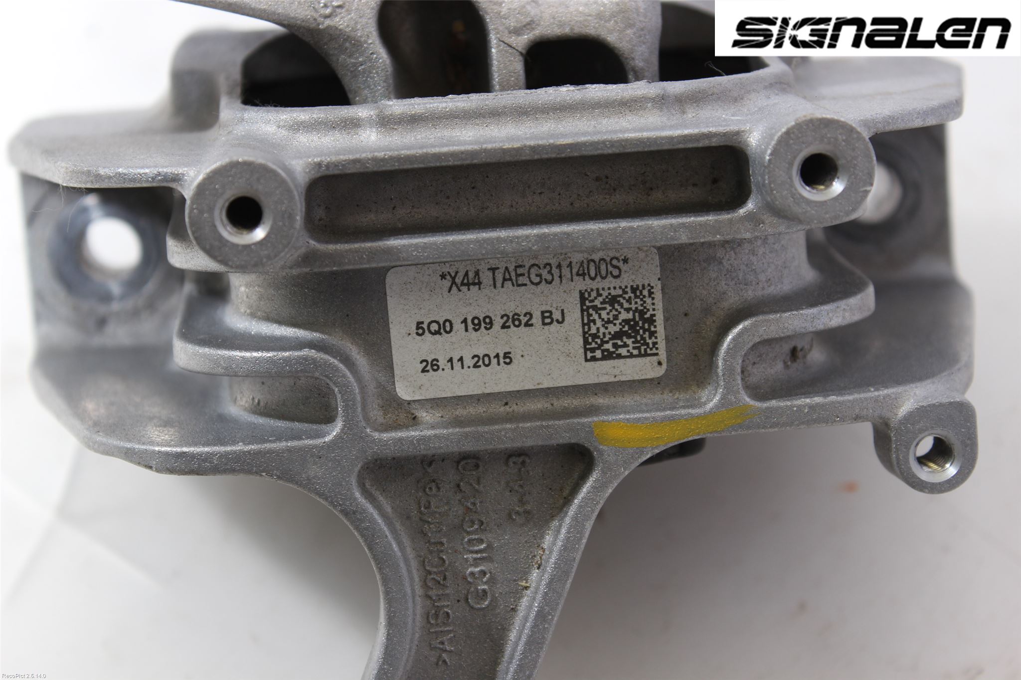 Skoda OCTAVIA (5E) 13-20 Motor Feste Gummi