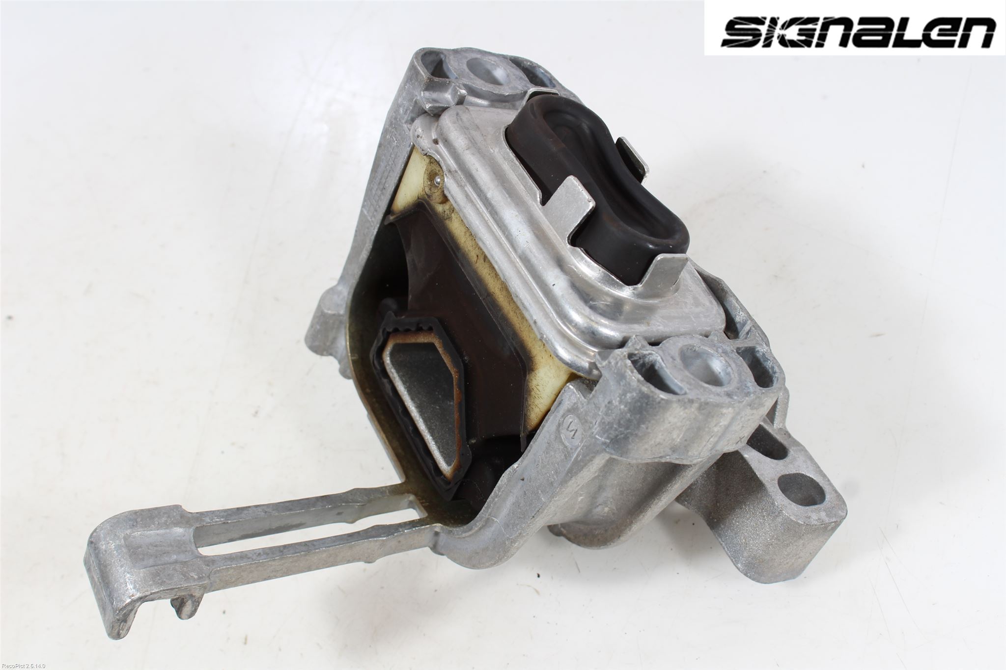 Skoda OCTAVIA (5E) 13-20 Motor Feste Gummi