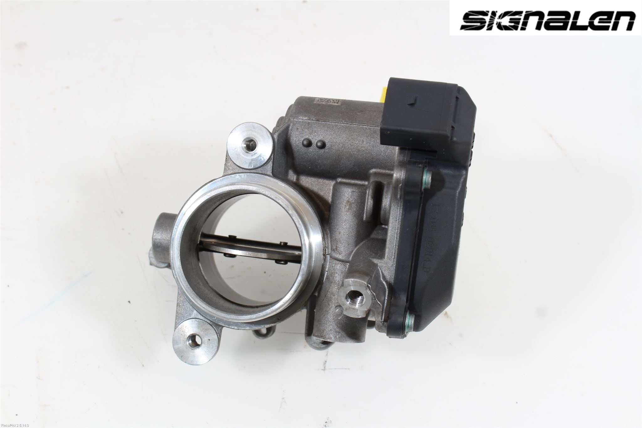 Audi A4/S4 B9 16-19 Inns Spjeldhus