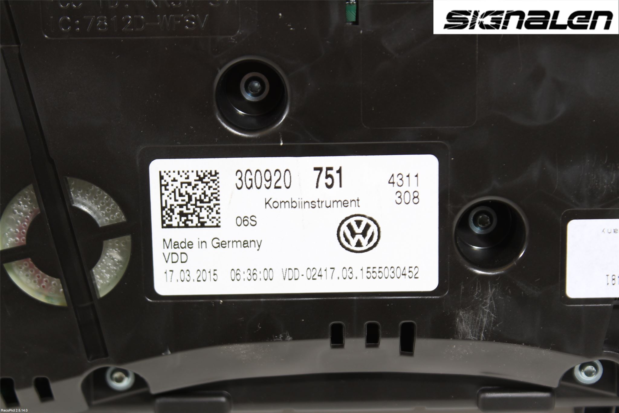 Volkswagen VW PASSAT 15-19 Instr Kombinert