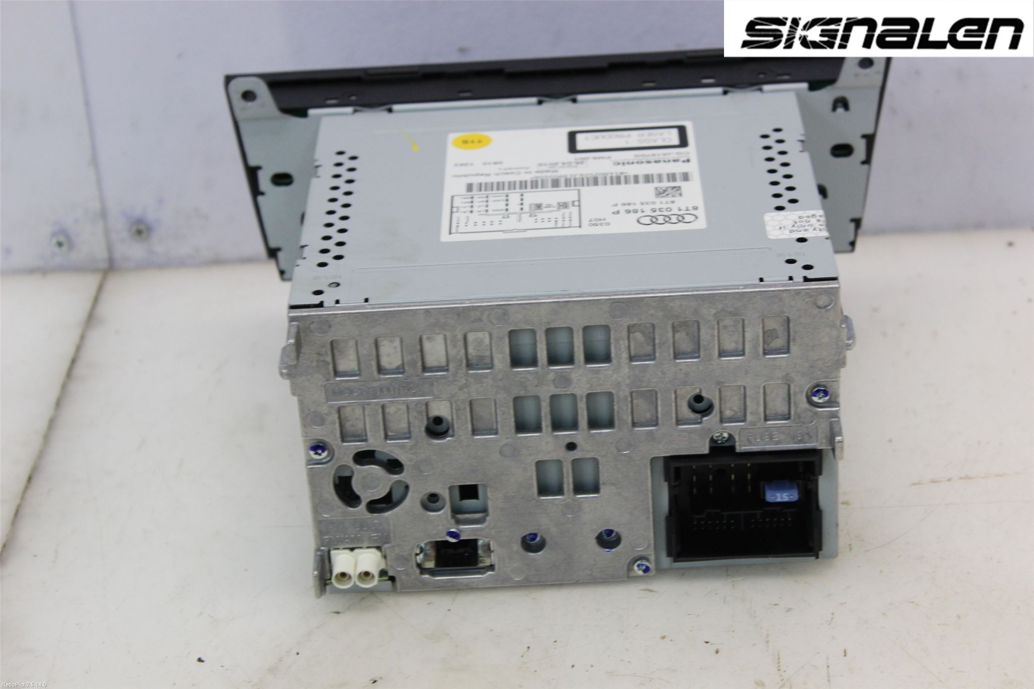 Audi A4/S4 08-11 Stereo Radio