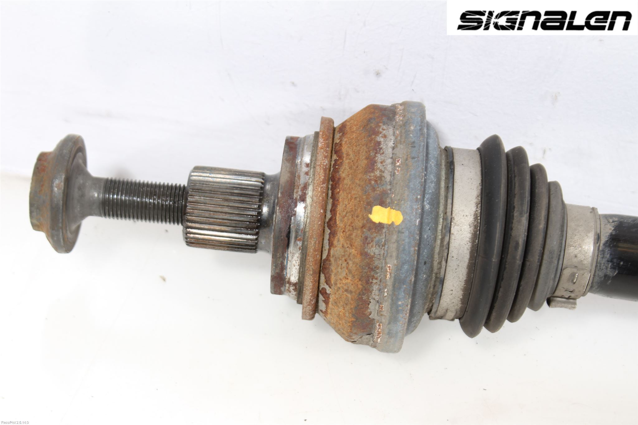 Audi A4/S4 B9 16-19 Drivaksel Bak Kompl Venstre
