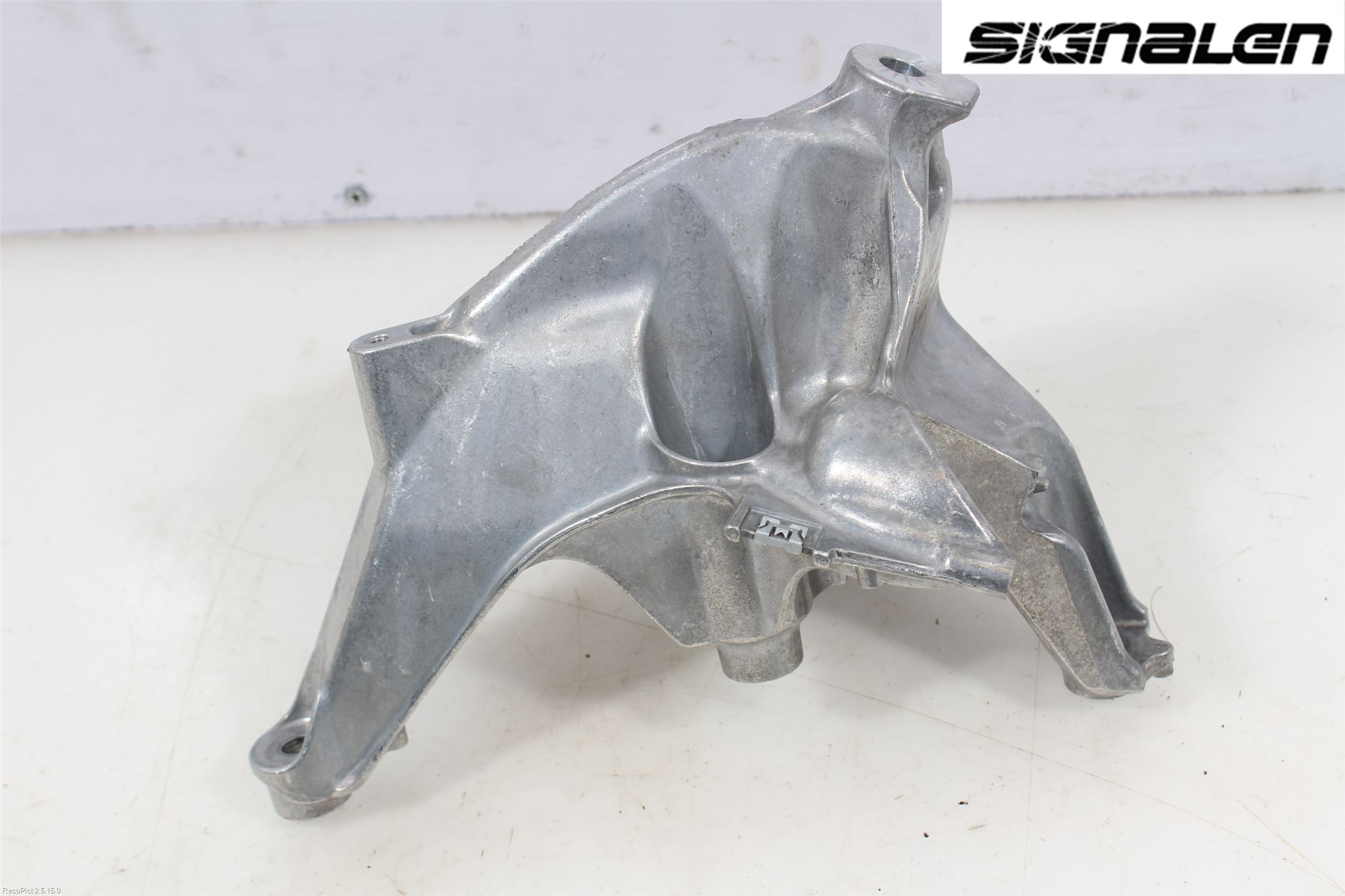 Audi Q5 09-16 Motor Feste Stål-Alu