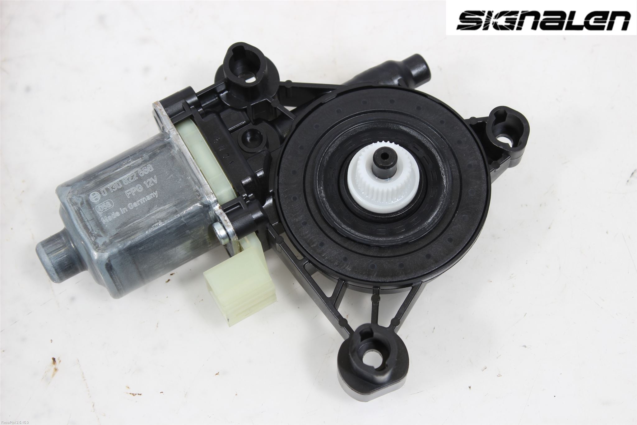 Audi A4/S4 B9 16-19 Vindusheismotor
