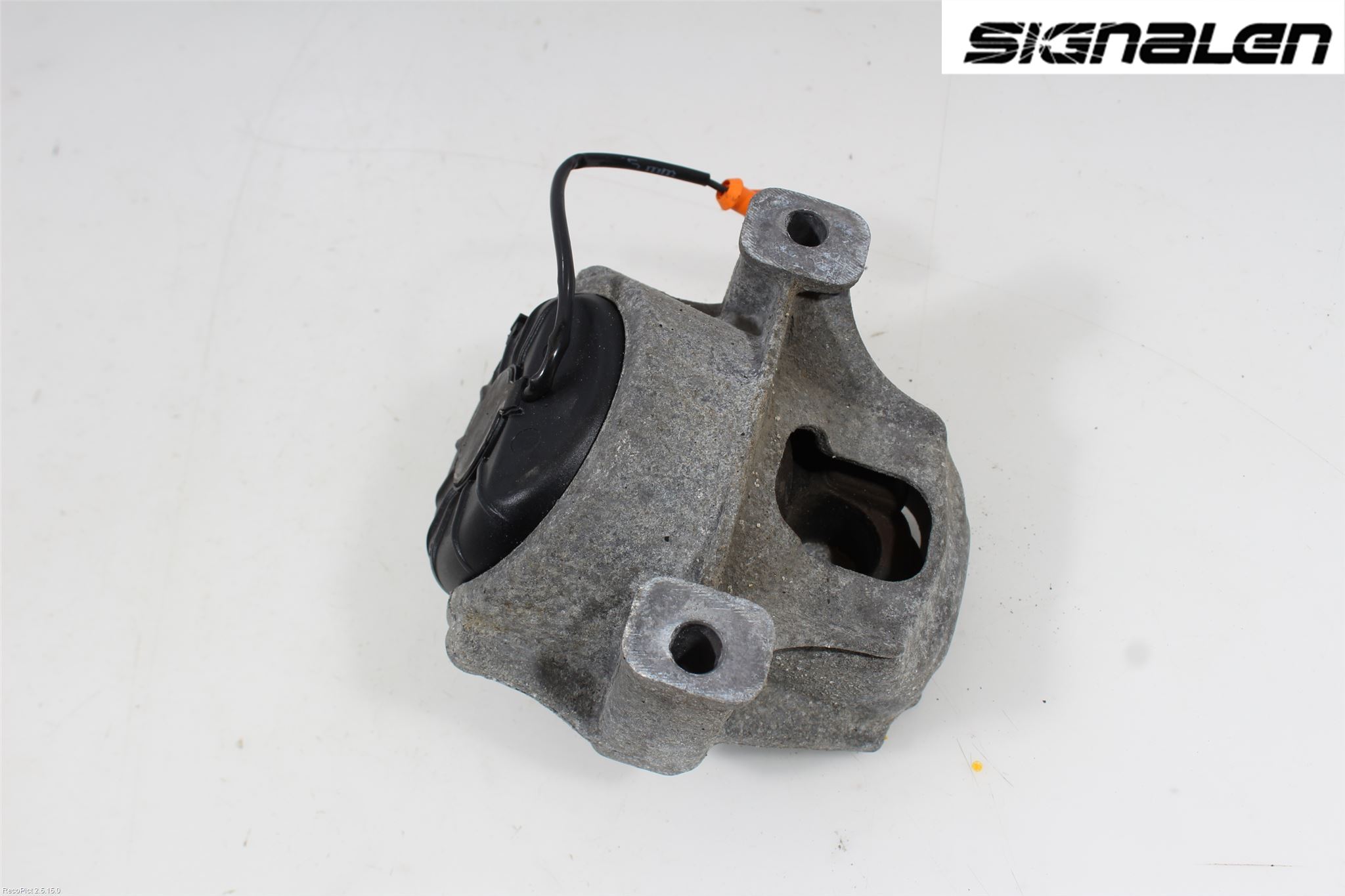 Audi A4 12-15 Motor Feste Gummi